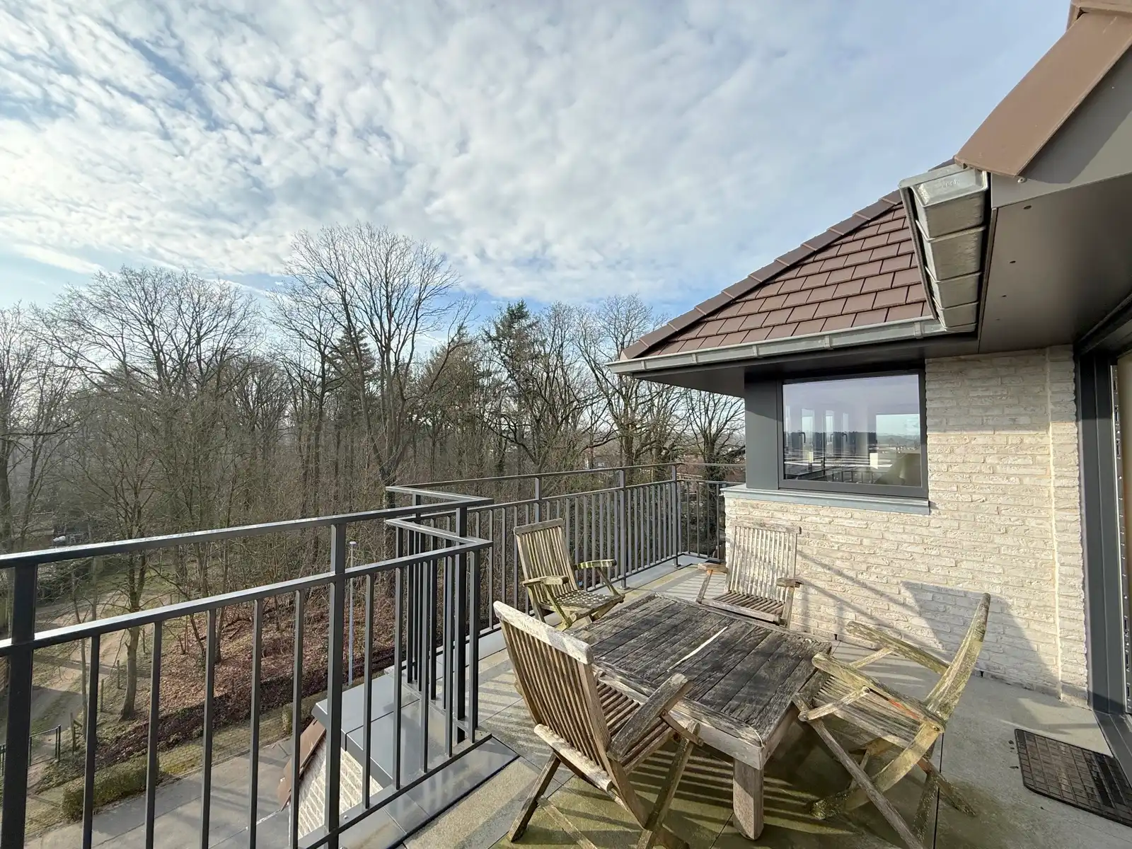 Gemeubeld appartement met 3 slaapkamers, terras en garage foto 18