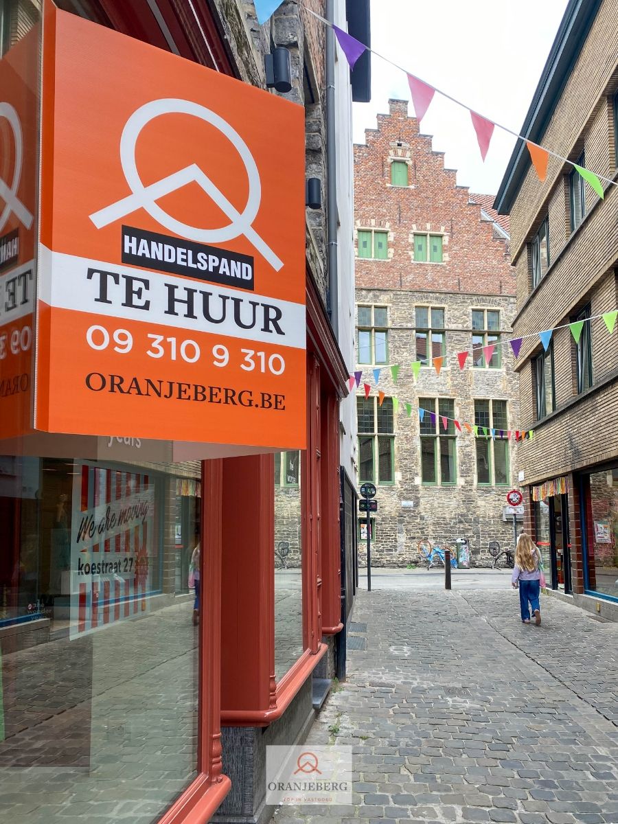 Gerenoveerd handelspand vlakbij Vrijdagsmarkt foto 24