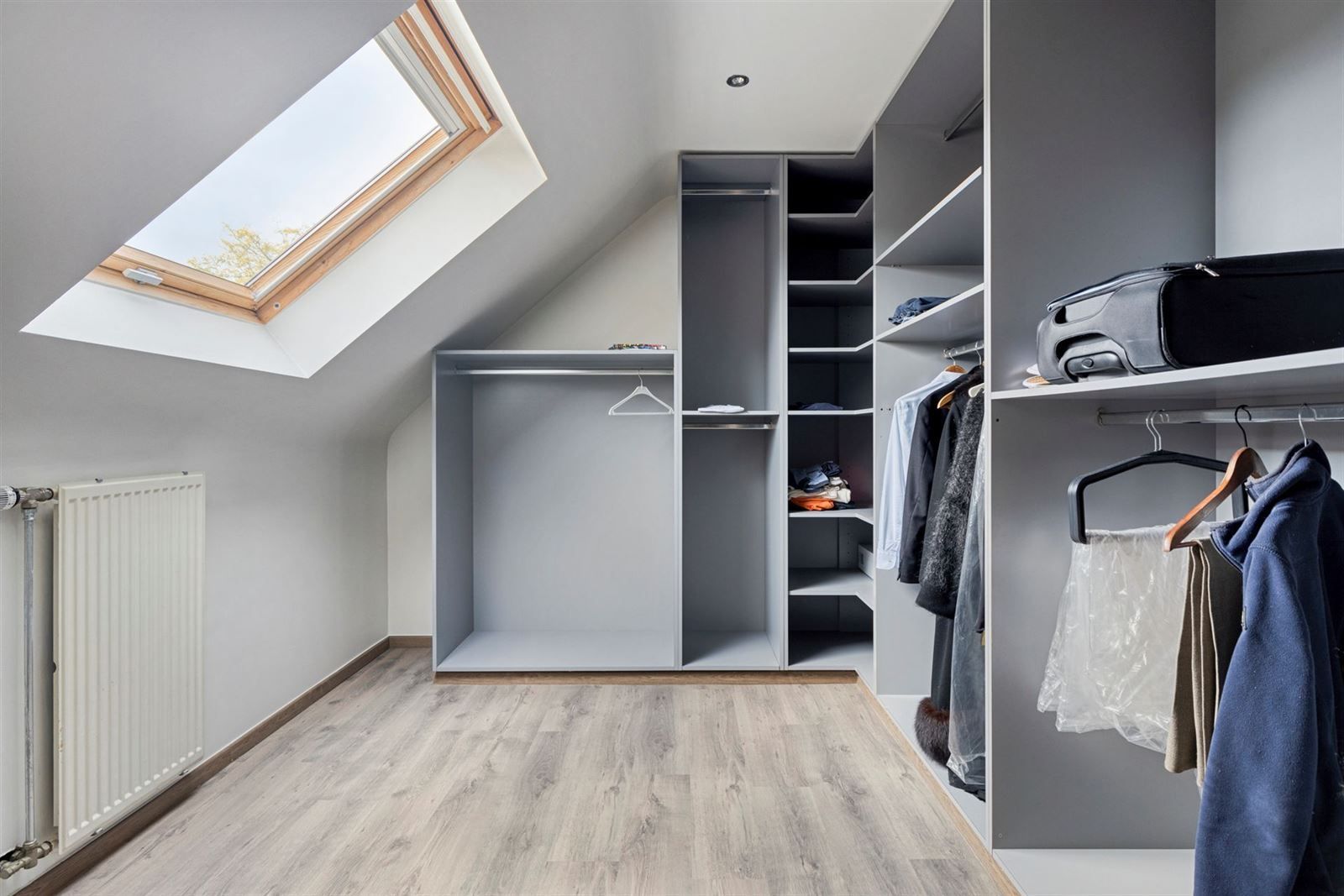 Ruime villa te huur op rustige locatie foto 21