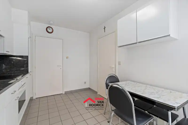 Mooi ruim instapklaar appartement 2 slaapkamers foto 7