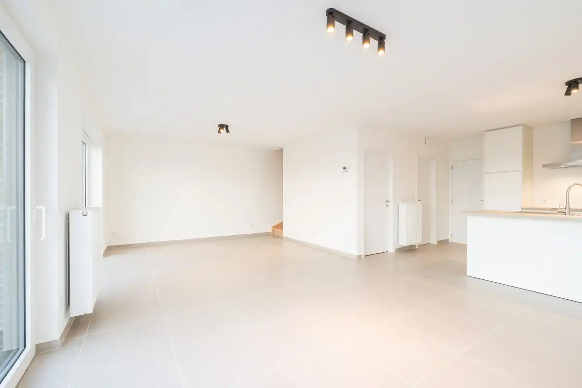 2 nouvelles maisons avec garage à Saint-Léger foto 4