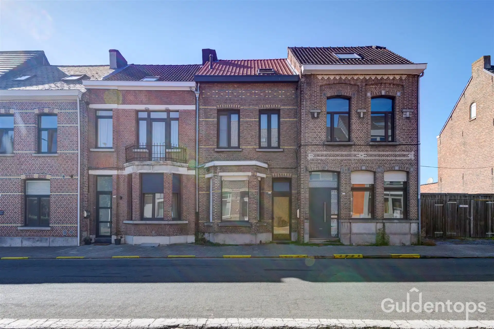 Te renoveren gezinswoning met 3 slaapkamers en grote tuin. foto 42