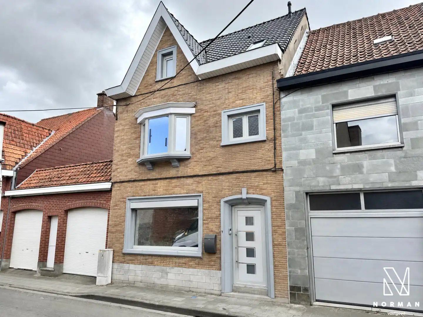 Grote woning met 4kamers, 2 badkamers,... foto 28