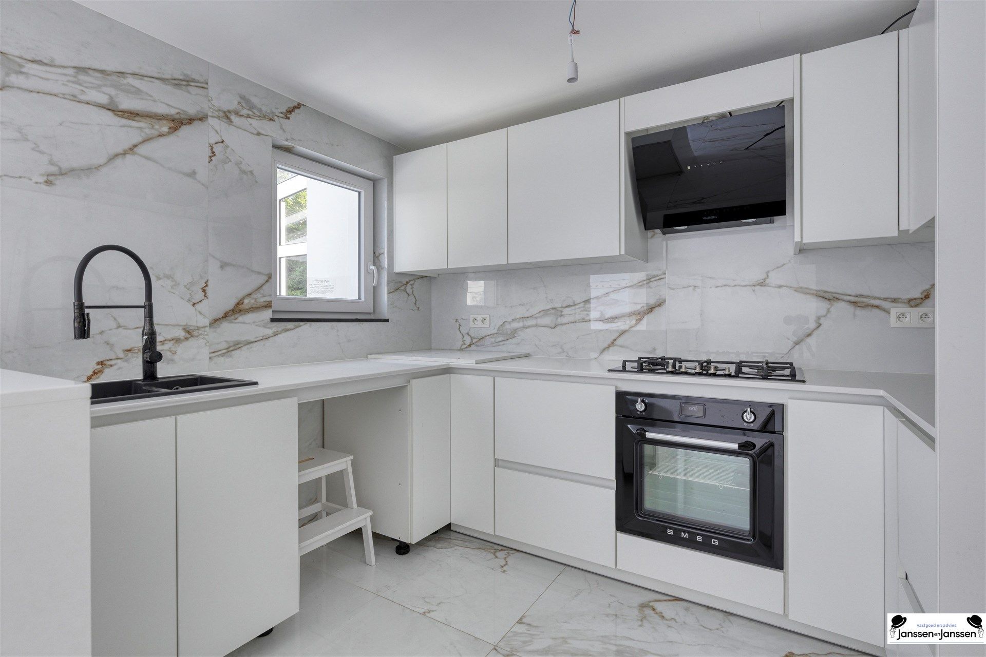 Gerenoveerde HOB met 3/4 slaapkamers op wandelafstand van het Sorghvlietpark. foto 11