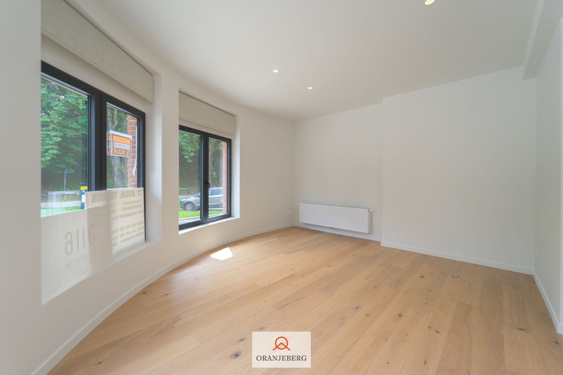 Gerenoveerd ruim duplex appartement met 2 slpk's foto 16