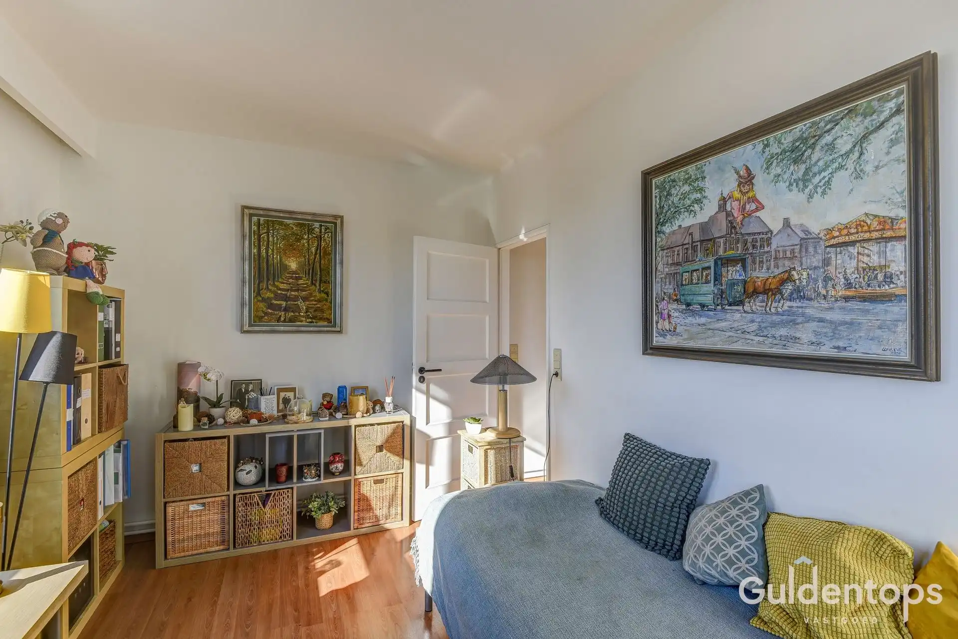 Knap vernieuwd 3-slaapkamerappartement (125 m²)  foto 13