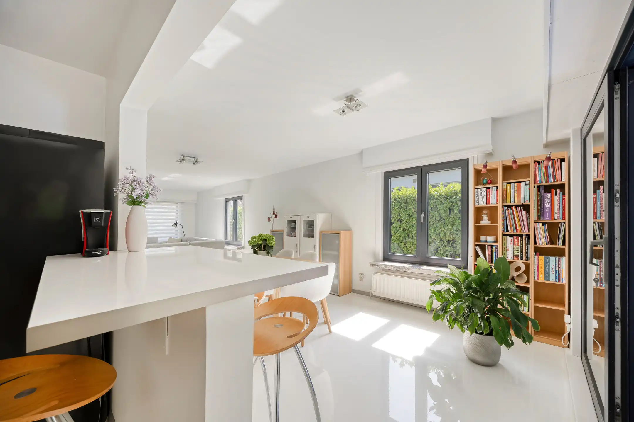 Wonen in alle rust in het groene Hertebos foto 12