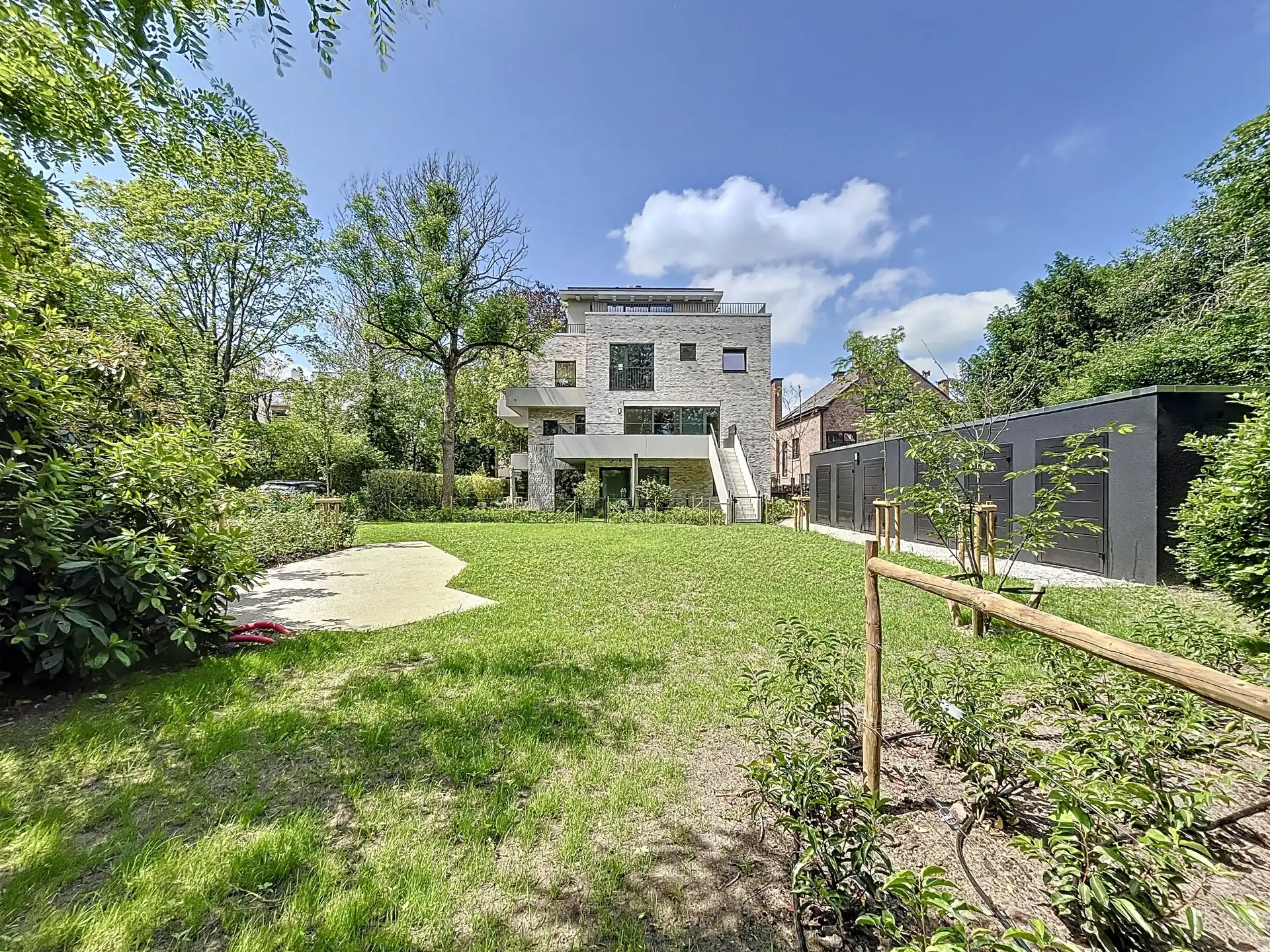 Luxueus nieuwbouwappartement nabij station Gent-Sint-Pieters foto 20