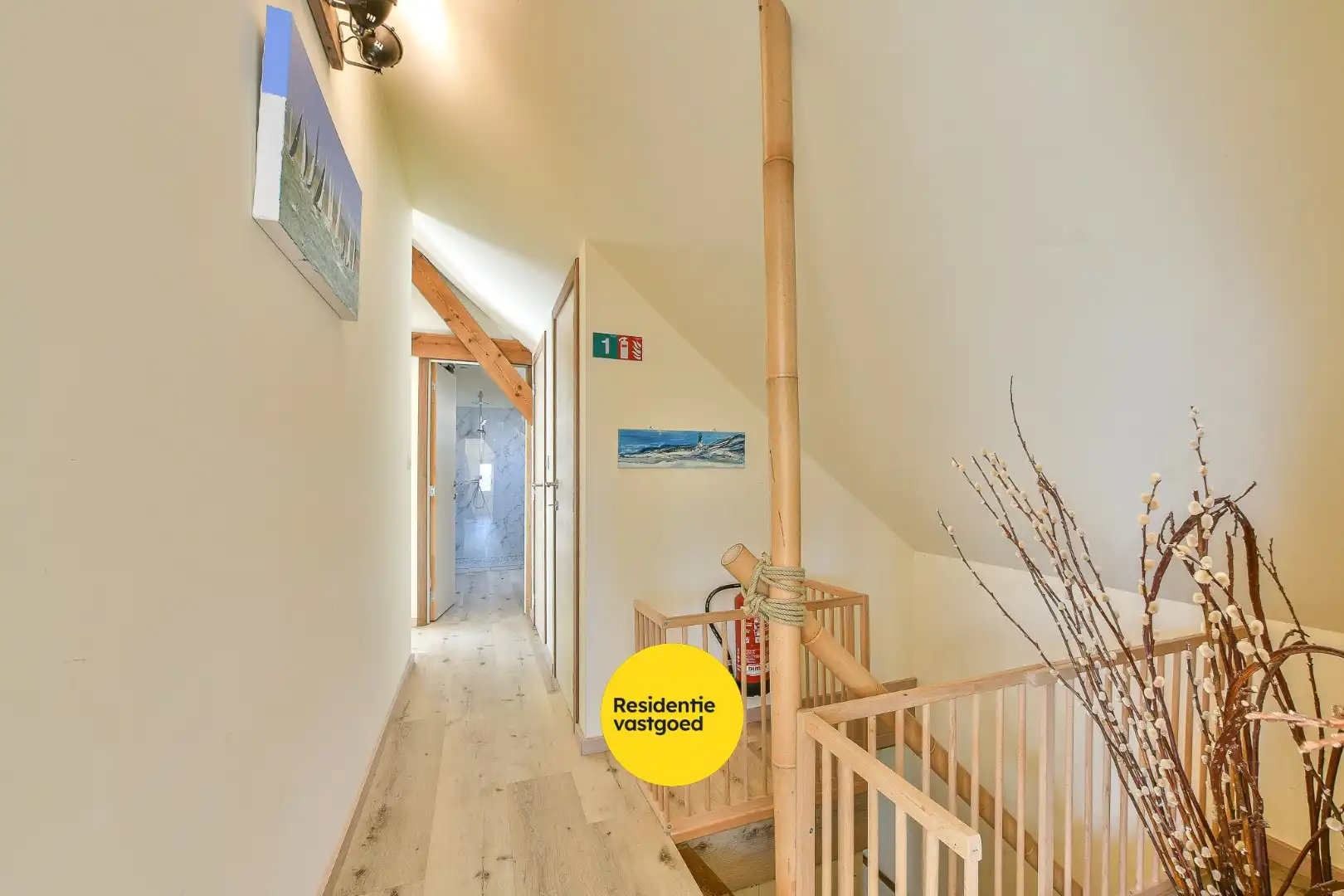 Authentieke hoeve met bouwland, stallen en bijgebouwen op unieke landelijke ligging tussen De Haan en Nieuwmunster foto 13
