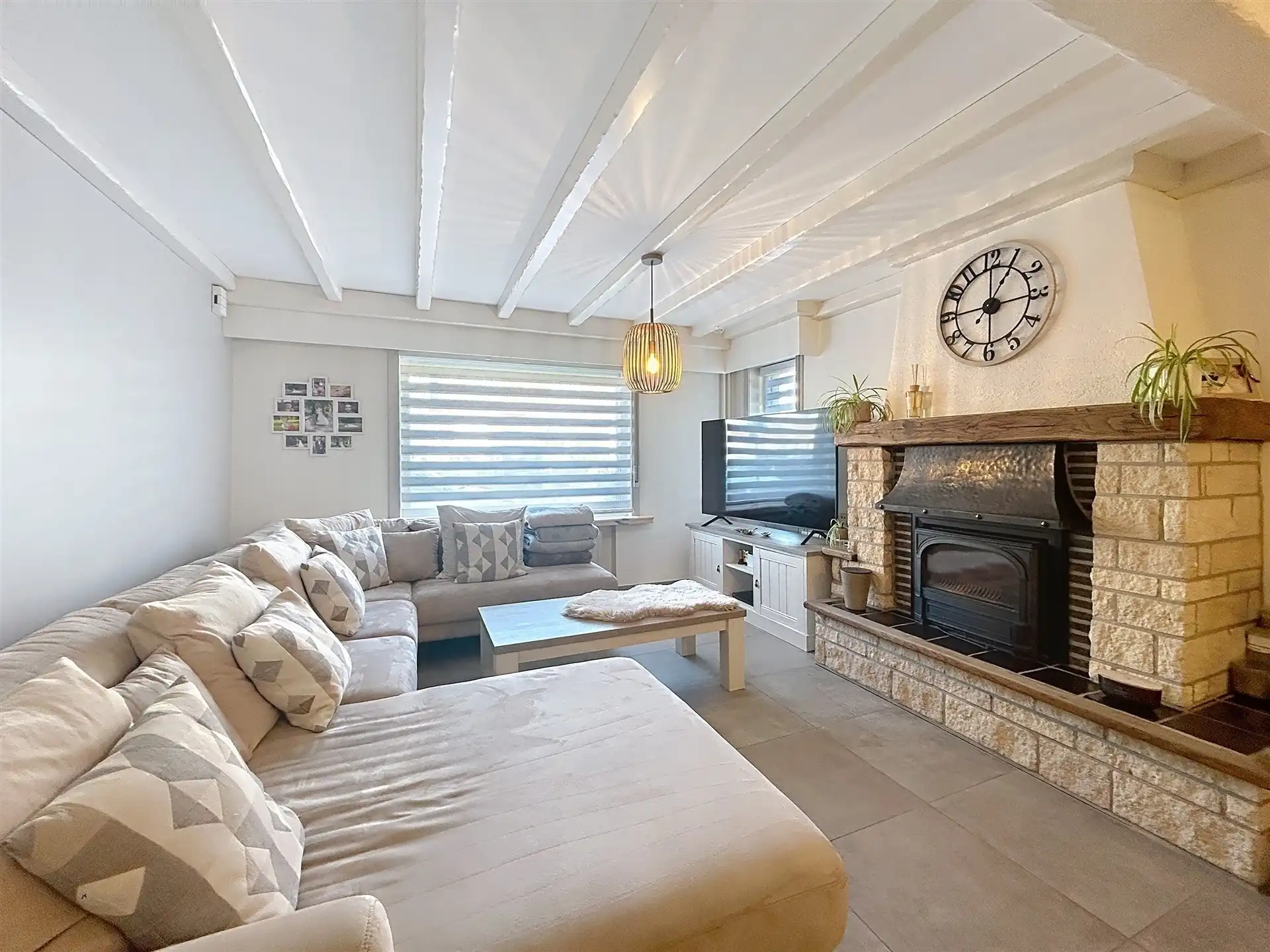 Instapklare gezinswoning  met 4 slk en garage op  perceel van 433m² foto 2