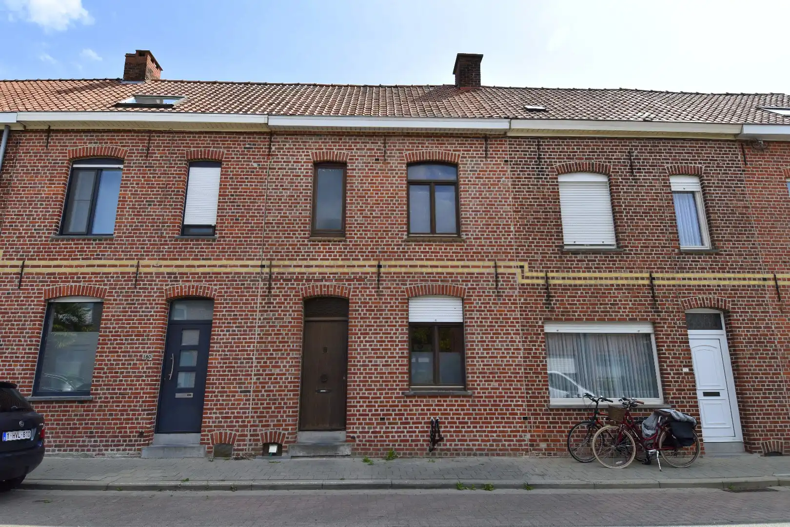 Knusse woning op een steenworp van het centrum van Gullegem foto 15