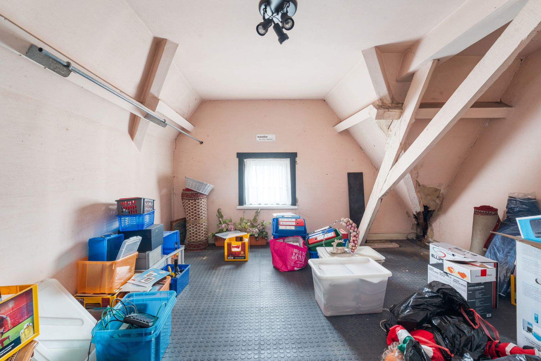 Klassieke, Charmante Vrijstaande Villa te Koop in het geliefde Merelbeke. foto 18