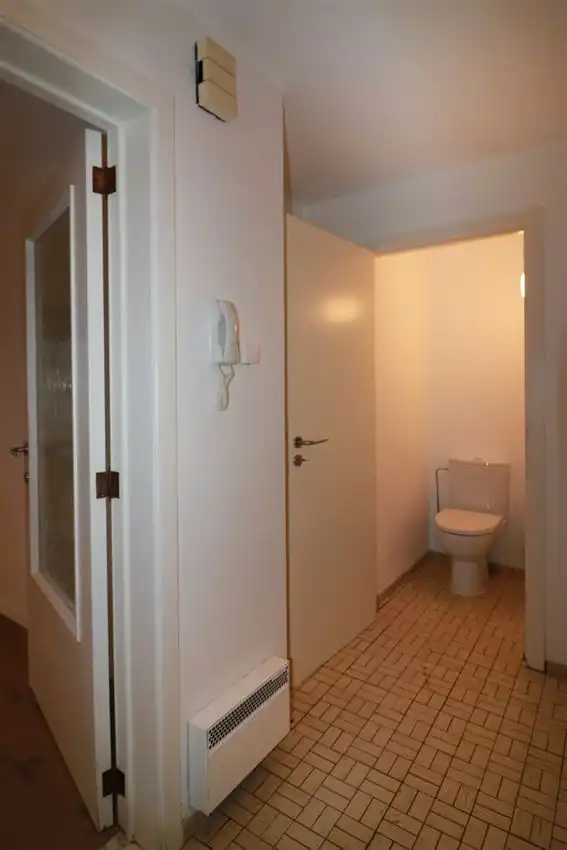 Appartement met 2 slpk, terras, tuin en autostaanplaats foto 23