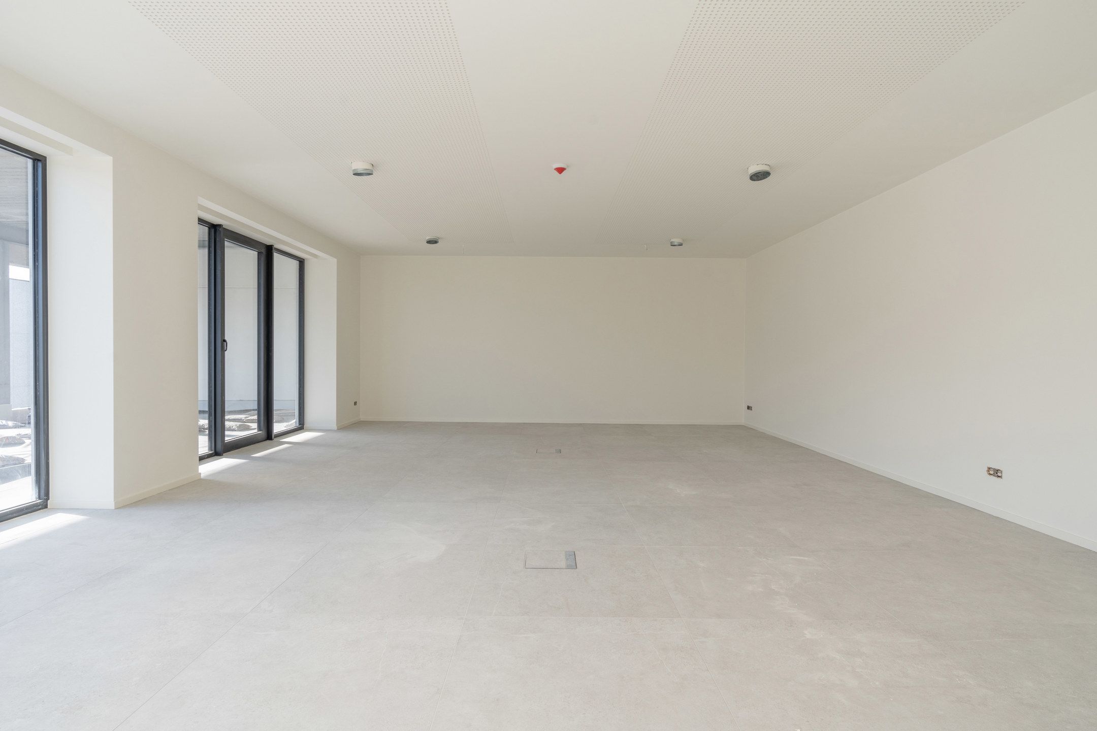 Prachtige nieuwbouw kantoren 253m², 58m² en 44m² te Beerse. foto 6