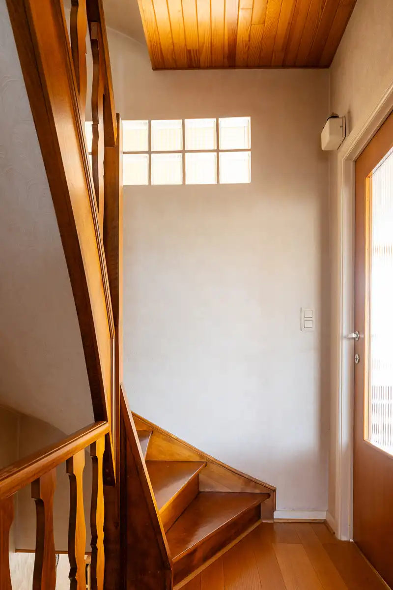 Eengezinswoning met tuin, garage en autostaanplaats foto 8