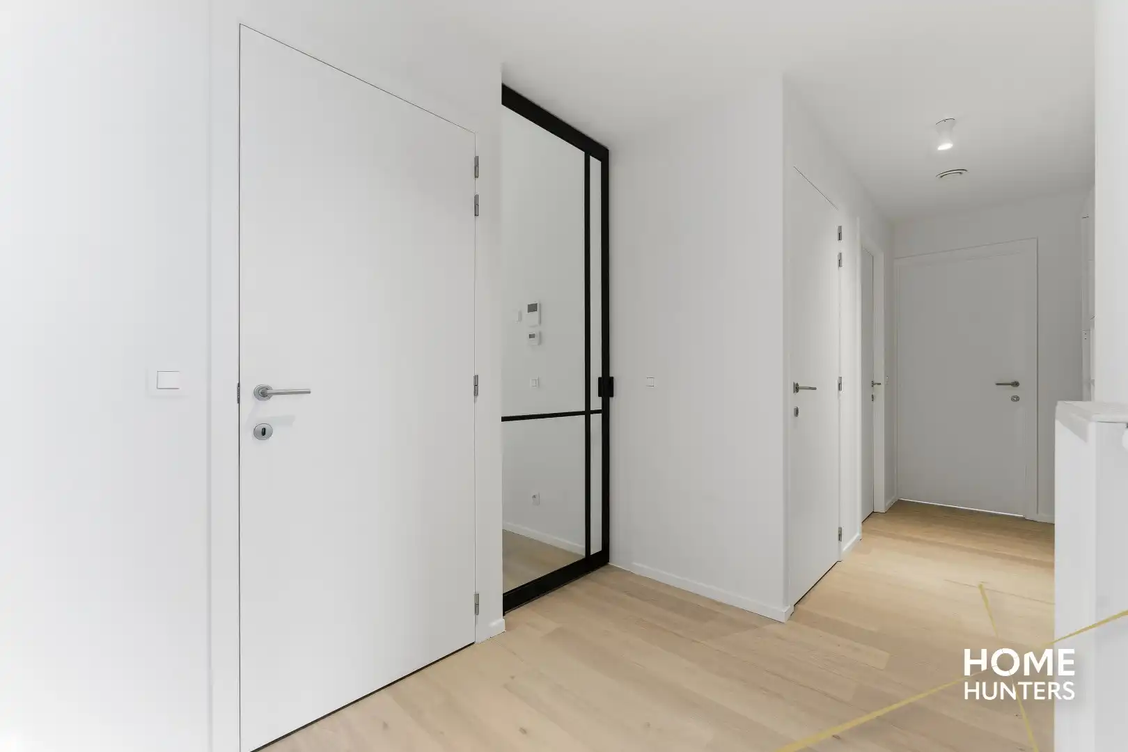 Luxe nieuwbouwappartement met ruim terras van maar liefst 36 m² foto 2