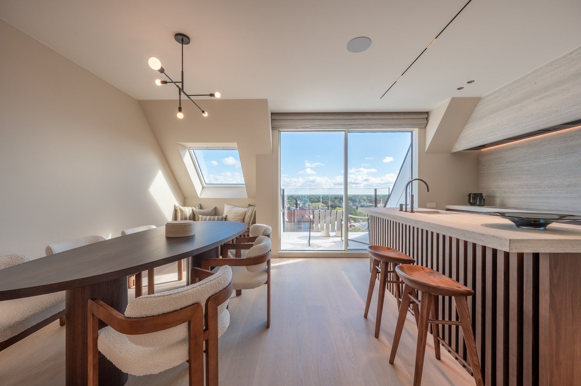 Exclusief nieuwbouw duplex appartement met frontaal zeezicht en royale terrassen nabij het Albertplein. foto 11