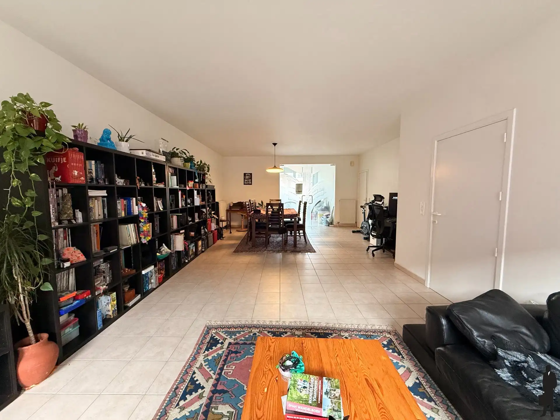 Ruim appartement met 2 slk en terras op top ligging in Lier. foto 4