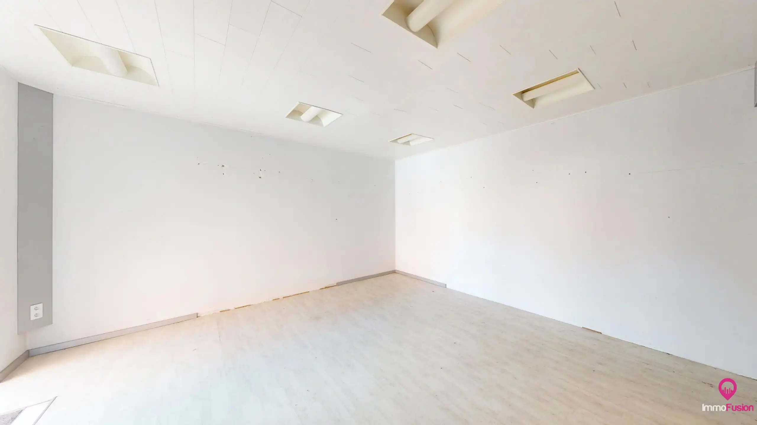 Strategisch gelegen woon-werkpand met ruime studio! foto 24