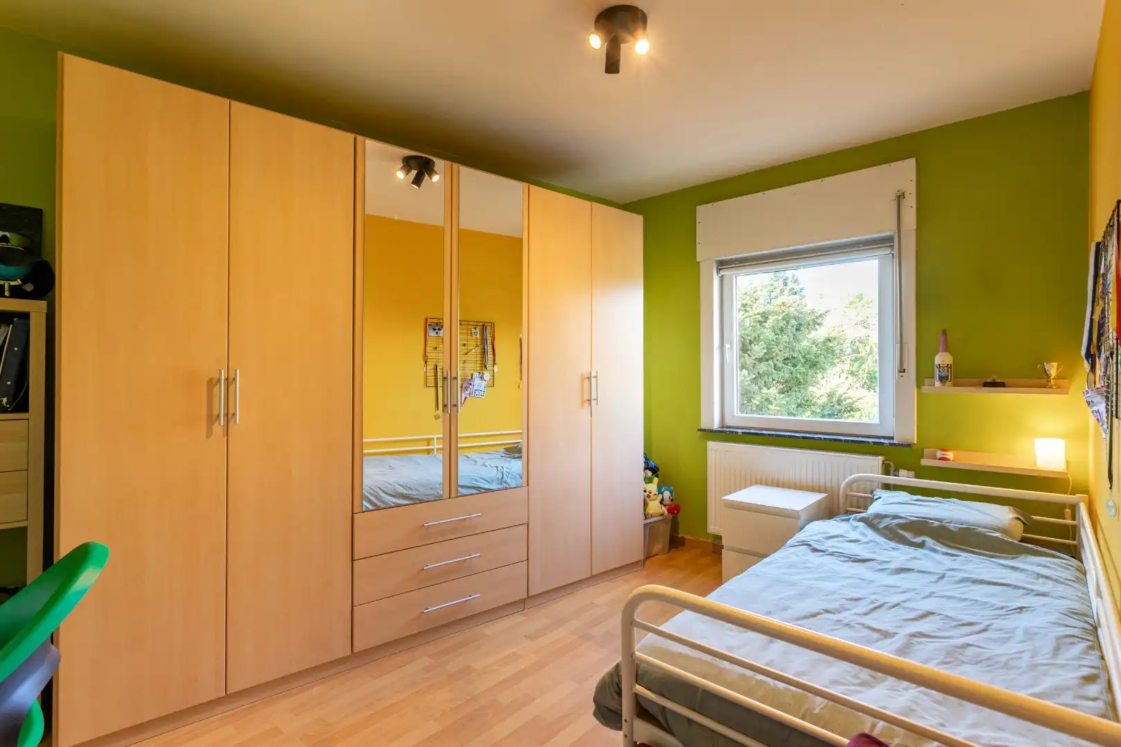 Instapklare woning met 3 slpk. , tuin en terras te Lembeek foto 11