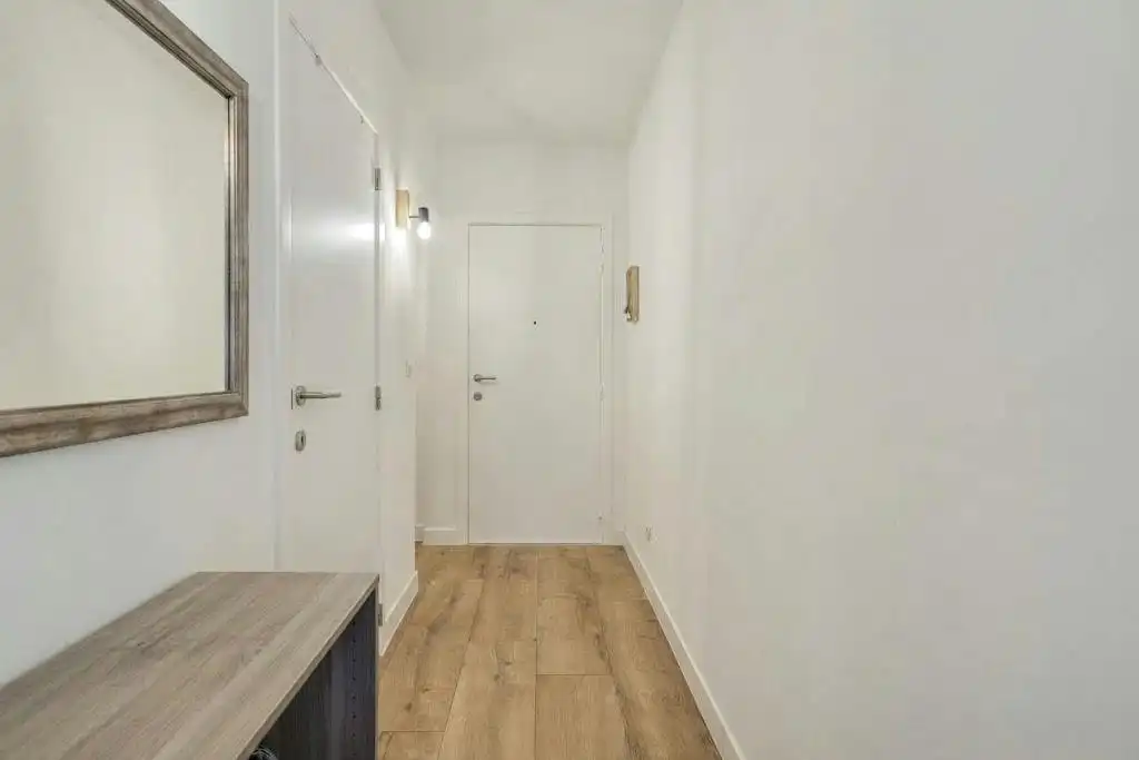 Instapklaar appartement met 2 kamers te koop in Anzegem foto 6