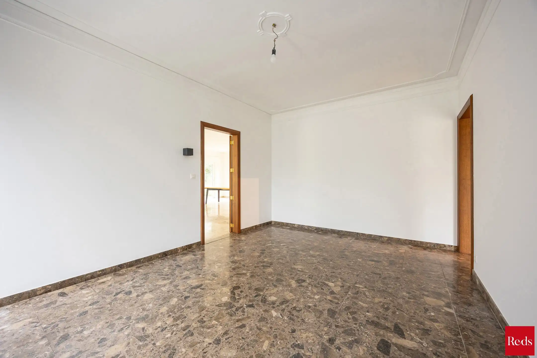 Laagbouwvilla op een prachtig perceel van ca . 3058 m² foto 2