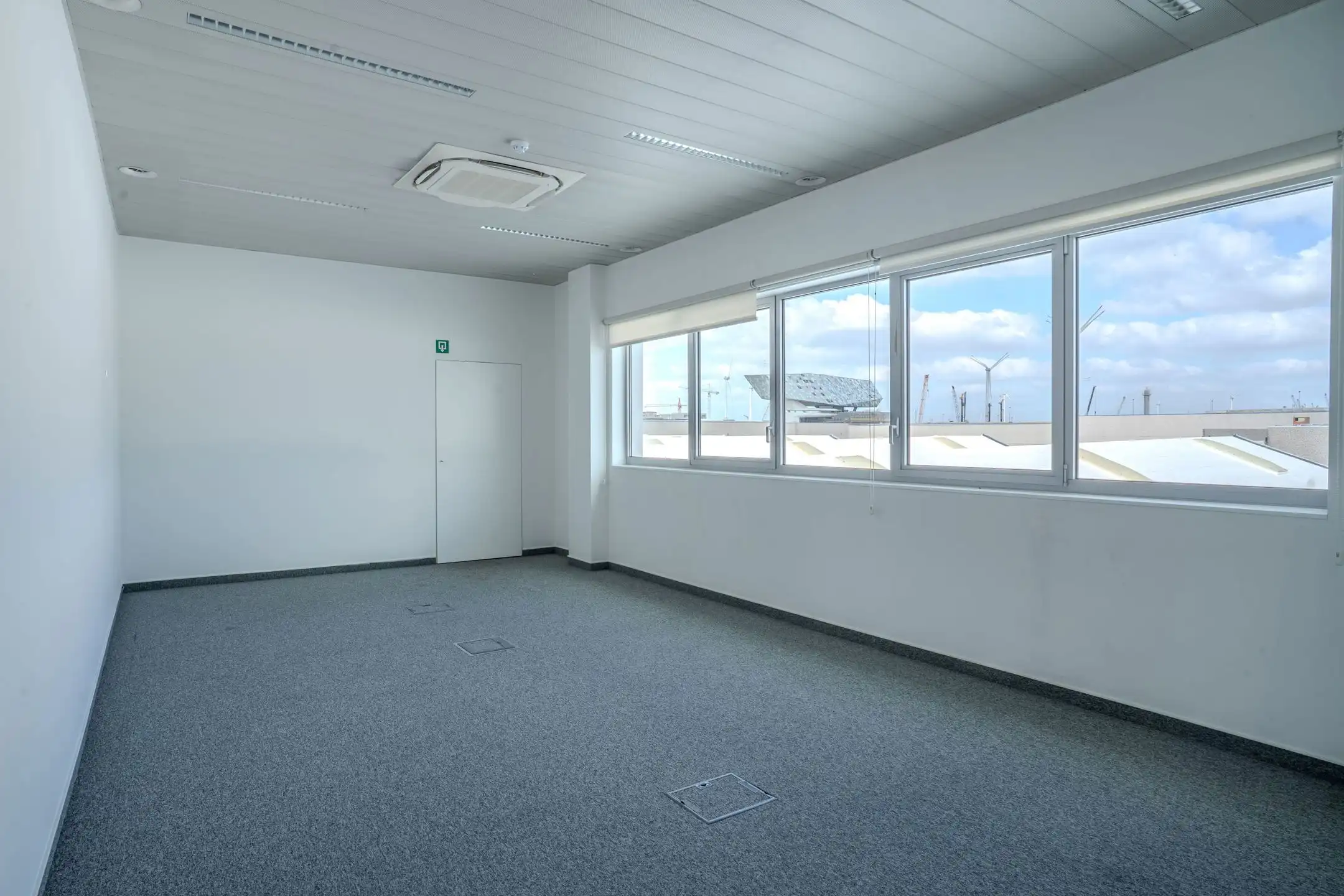 Magazijn Unit 8 - 604m² in de  Haven van  Antwerpen met parking + laadpunten foto 11