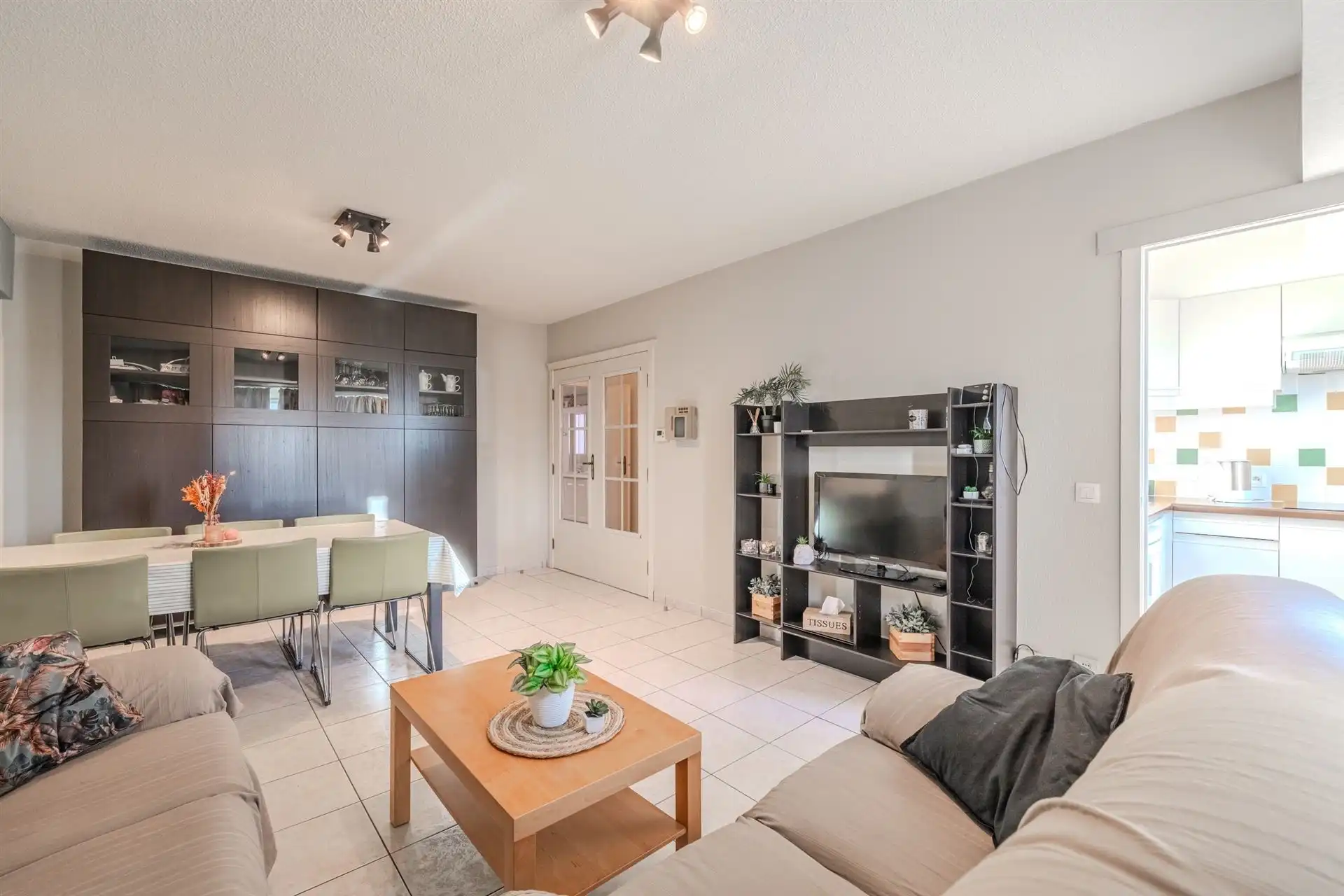 2 Slaapkamer appartement foto 5