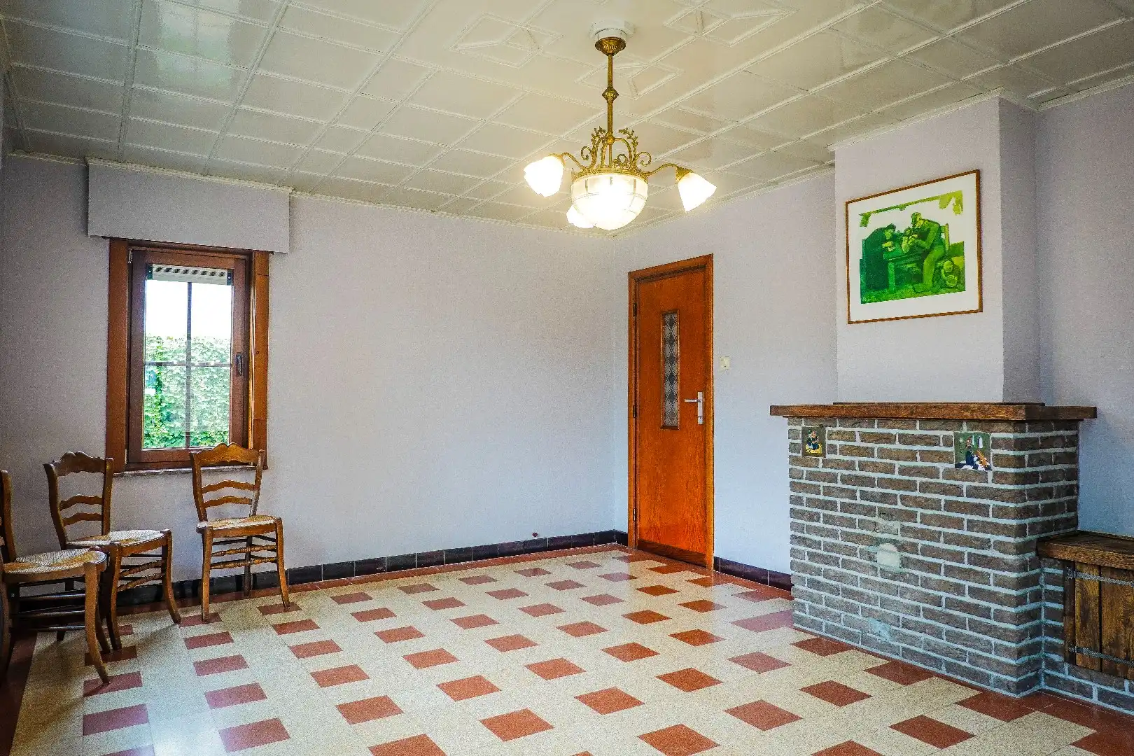 Charmante vrijstaande woning met 5 slaapkamers, ruime tuin en grote garage foto 4