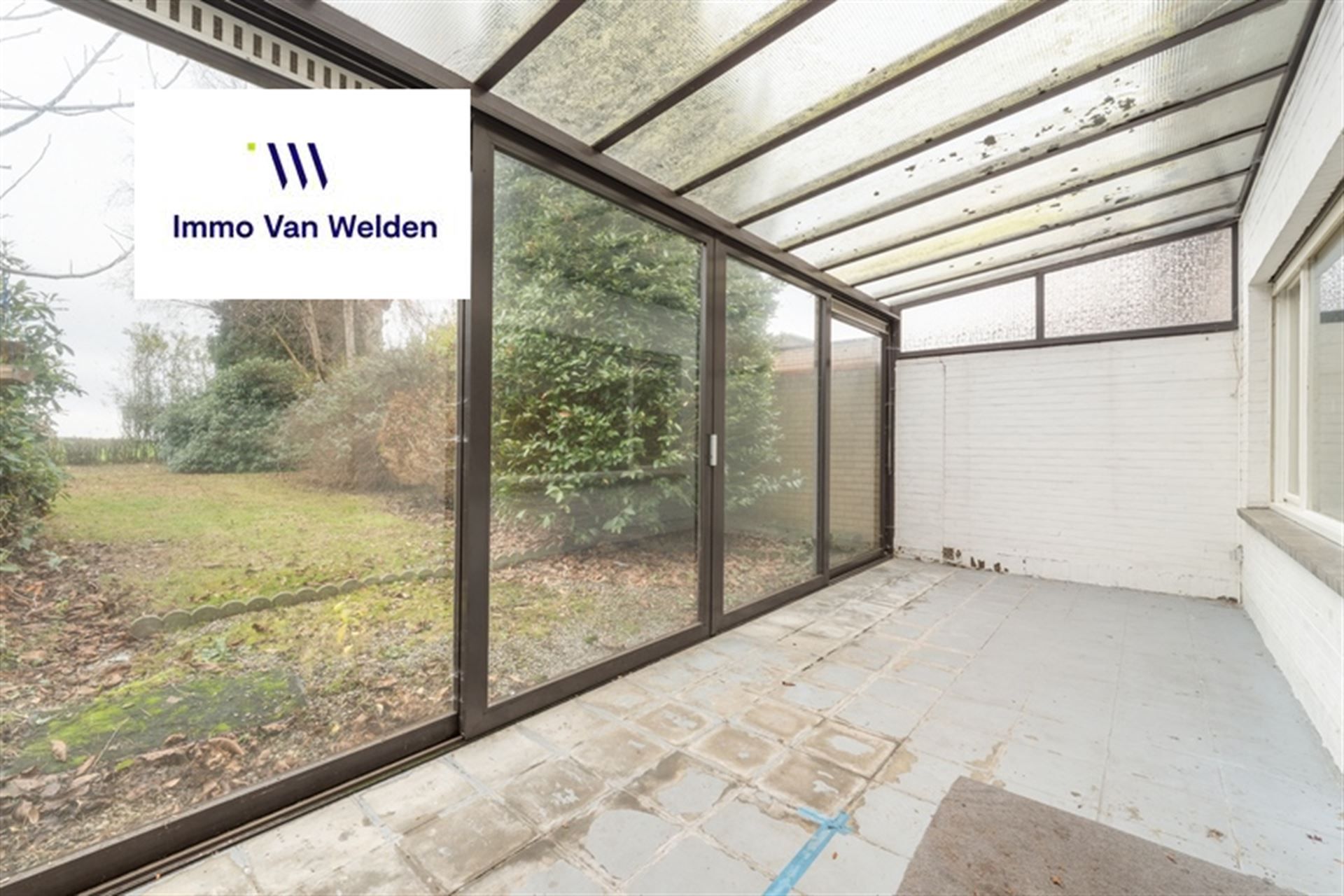 Te renoveren halfopen woning met garage en tuin in landelijke omgeving te Wortegem-Petegem. foto 13