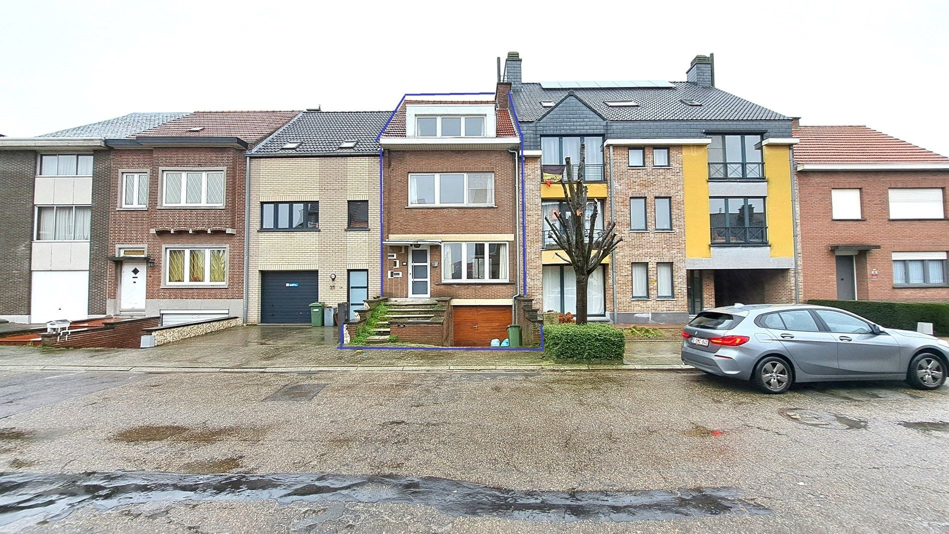 Gezinswoning met 4 slaapkamers, speelkamer en garage foto 1