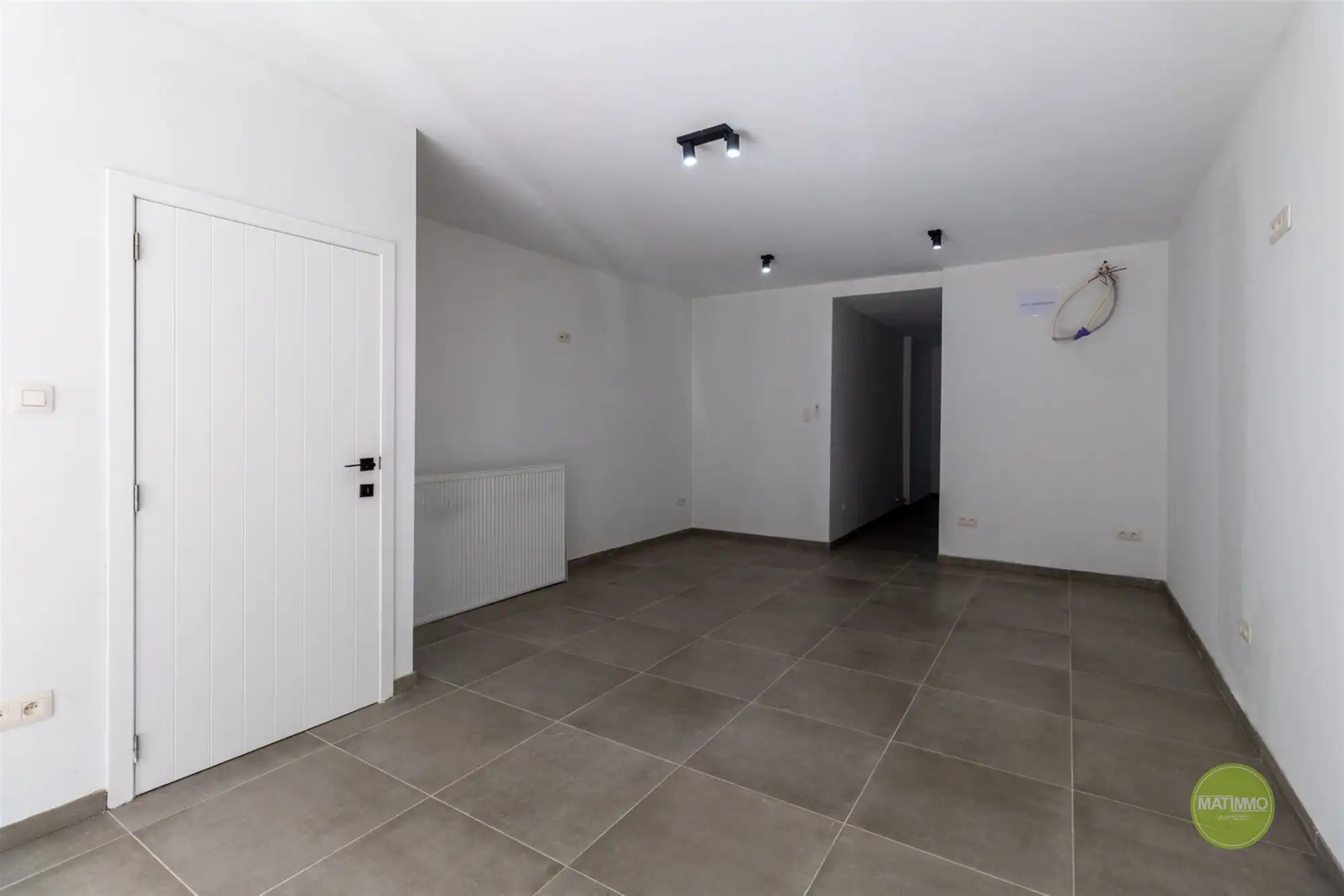 Gerenoveerd duplex appartement met handelszaak in Meerhout foto 16