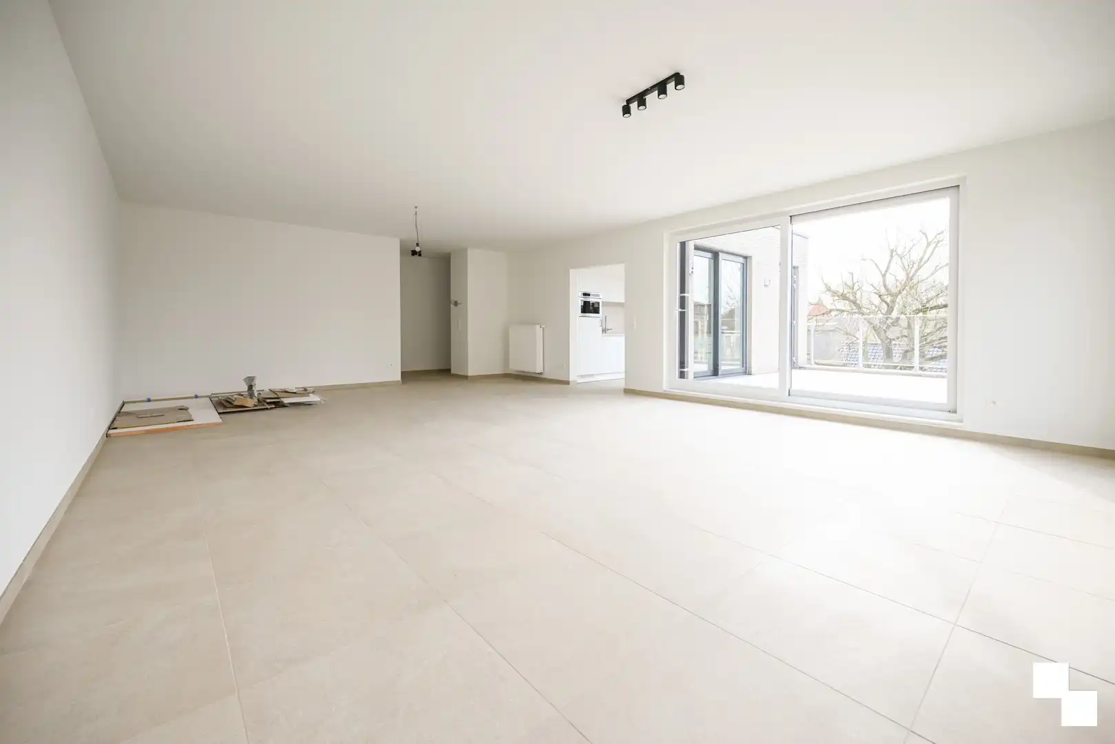 Energiezuinig penthouse met zonneterras te Izegem foto 7