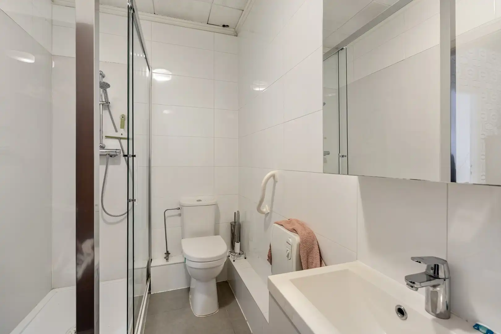 Handelspand met woonst in het centrum van Sint-Truiden. foto 12