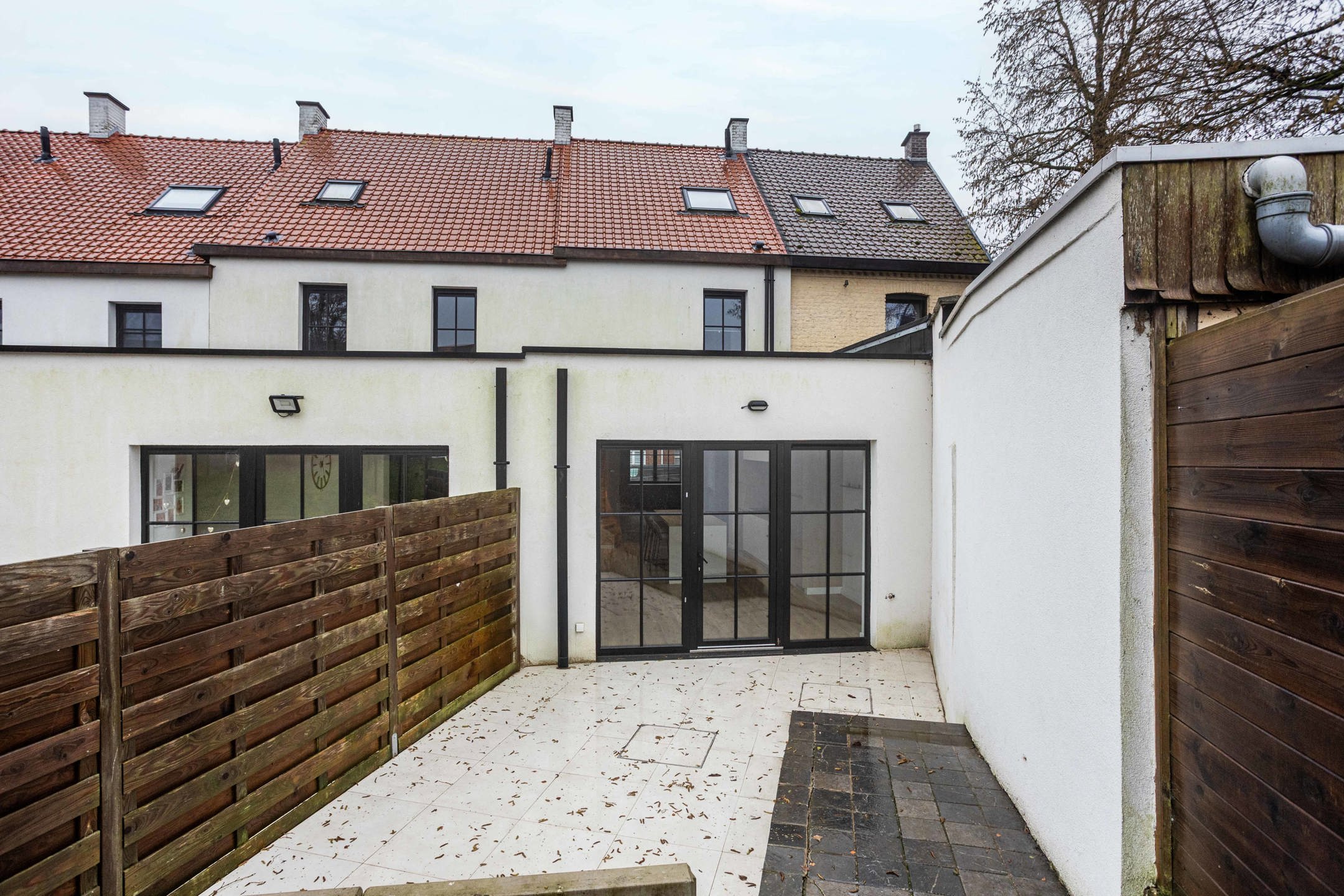 Knap gerenoveerde woning op een goeie locatie foto 18