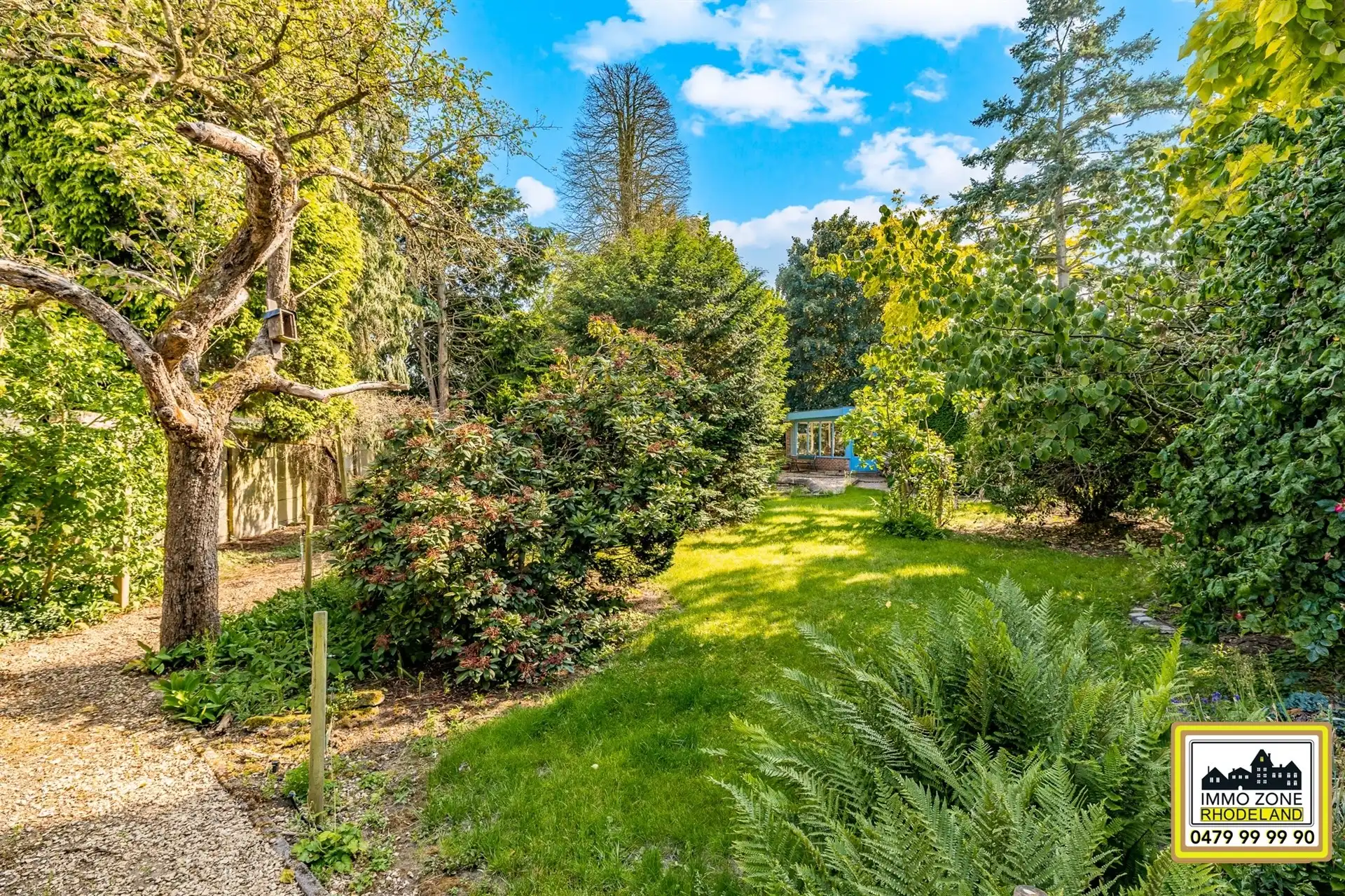 Statige burgerwoning met privaat tuindomein foto 27