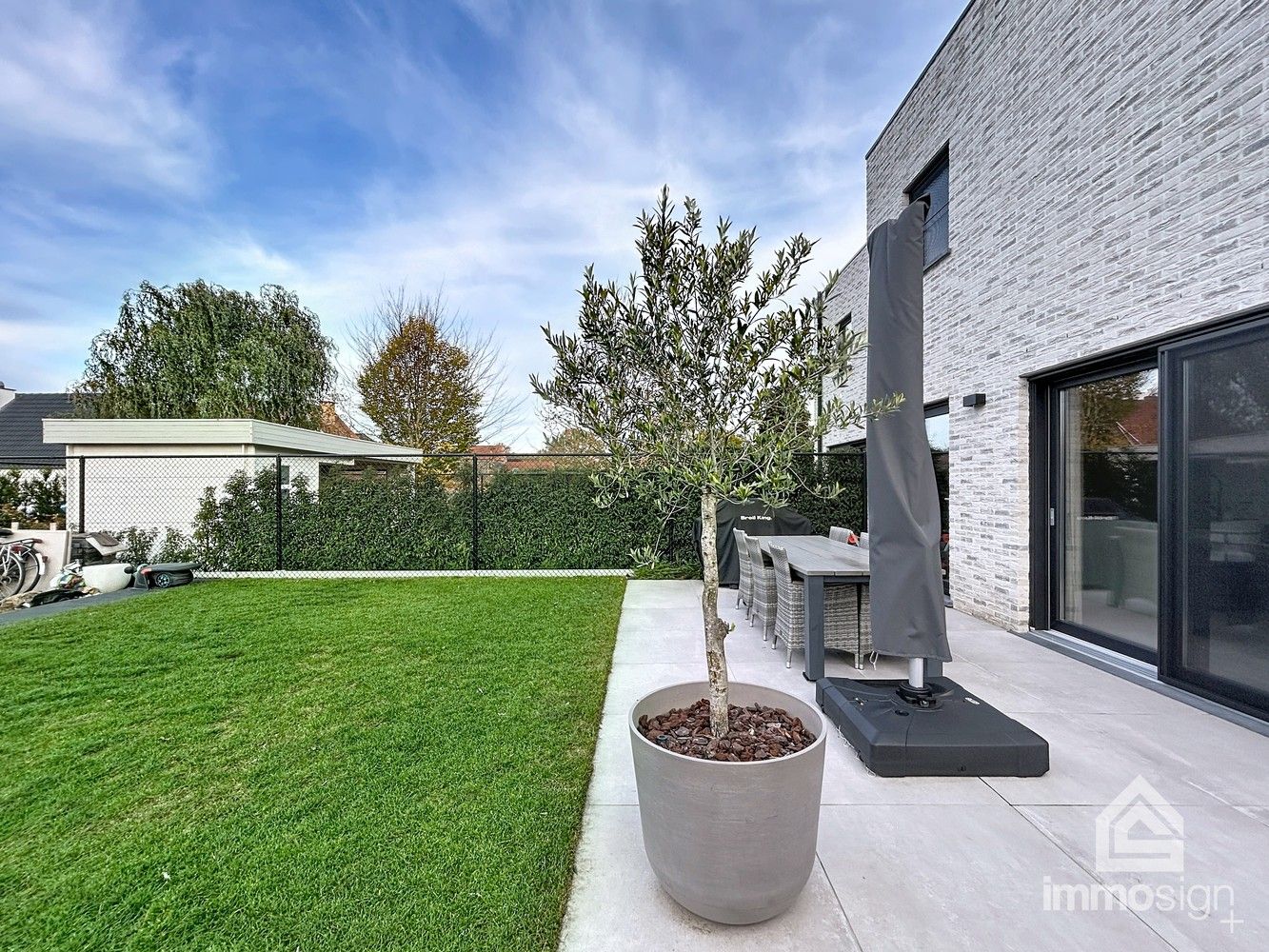 Instapklare, moderne gezinswoning in jonge, rustige buurt te Peer voorzien van tal van troeven foto 26