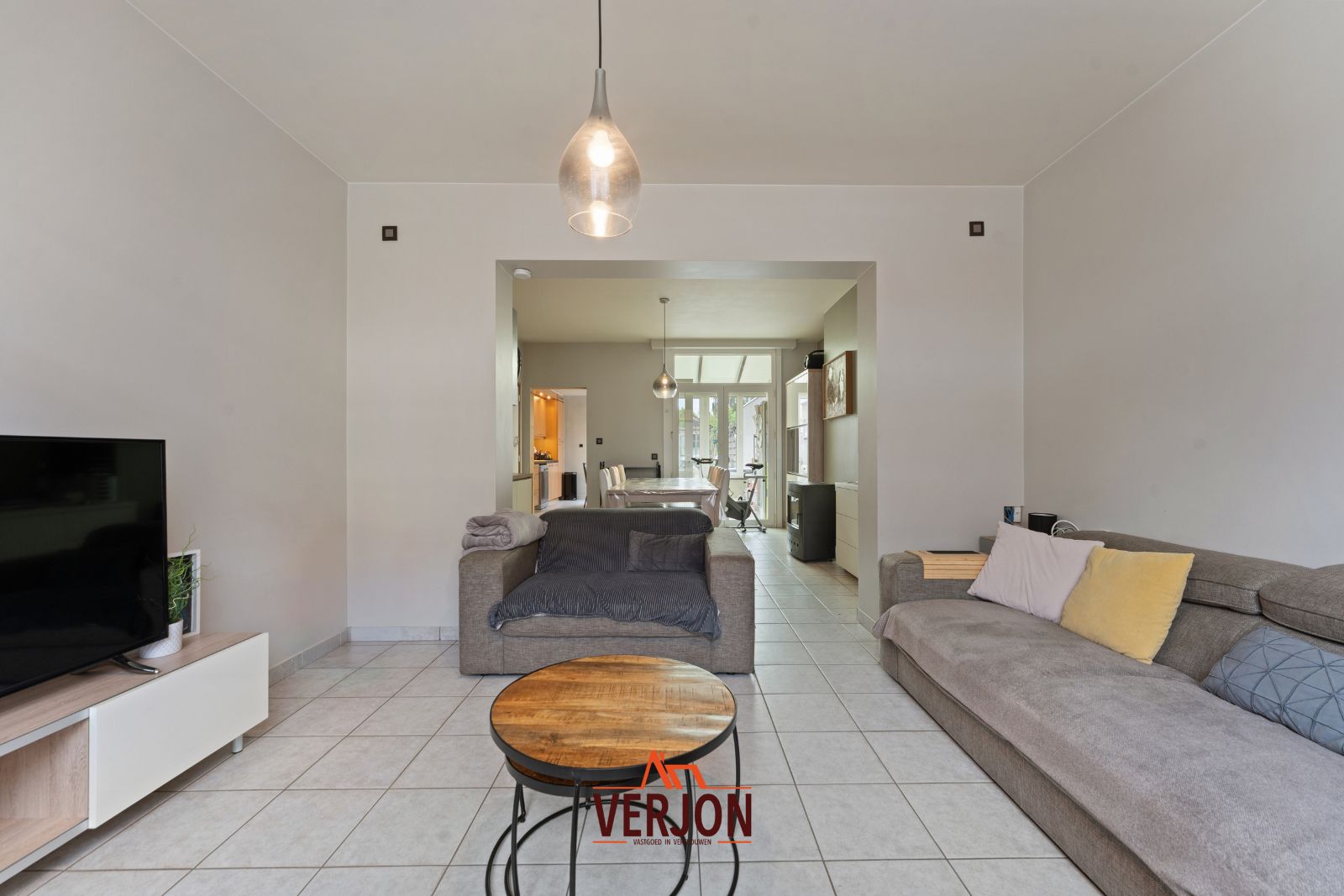 Gezinswoning met 4 slaapkamers, tuin en garage in Emelgem! foto 4