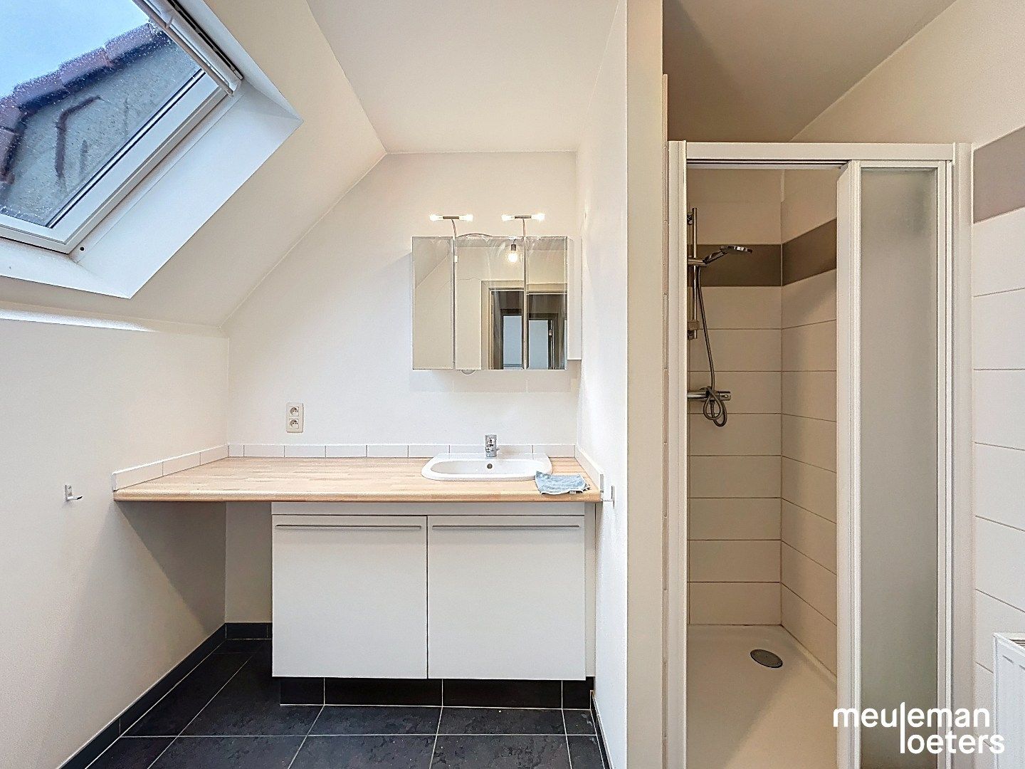 Lichtrijk appartement  nabij centrum foto 10