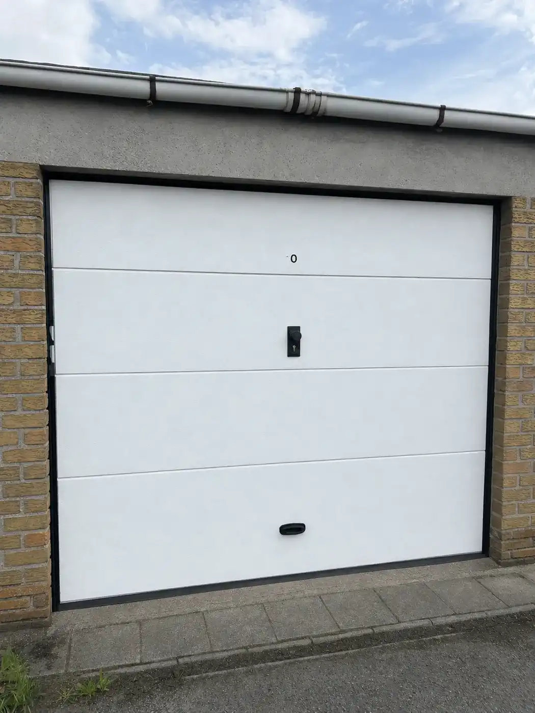 Garageboxen te koop op rustige locatie in het centrum van Kortrijk foto 2