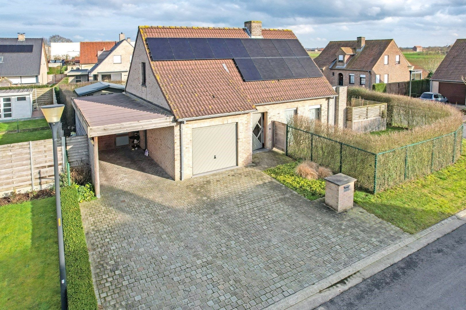 Energiezuinige alleenstaande villa met 5 slaapkamers. foto 21