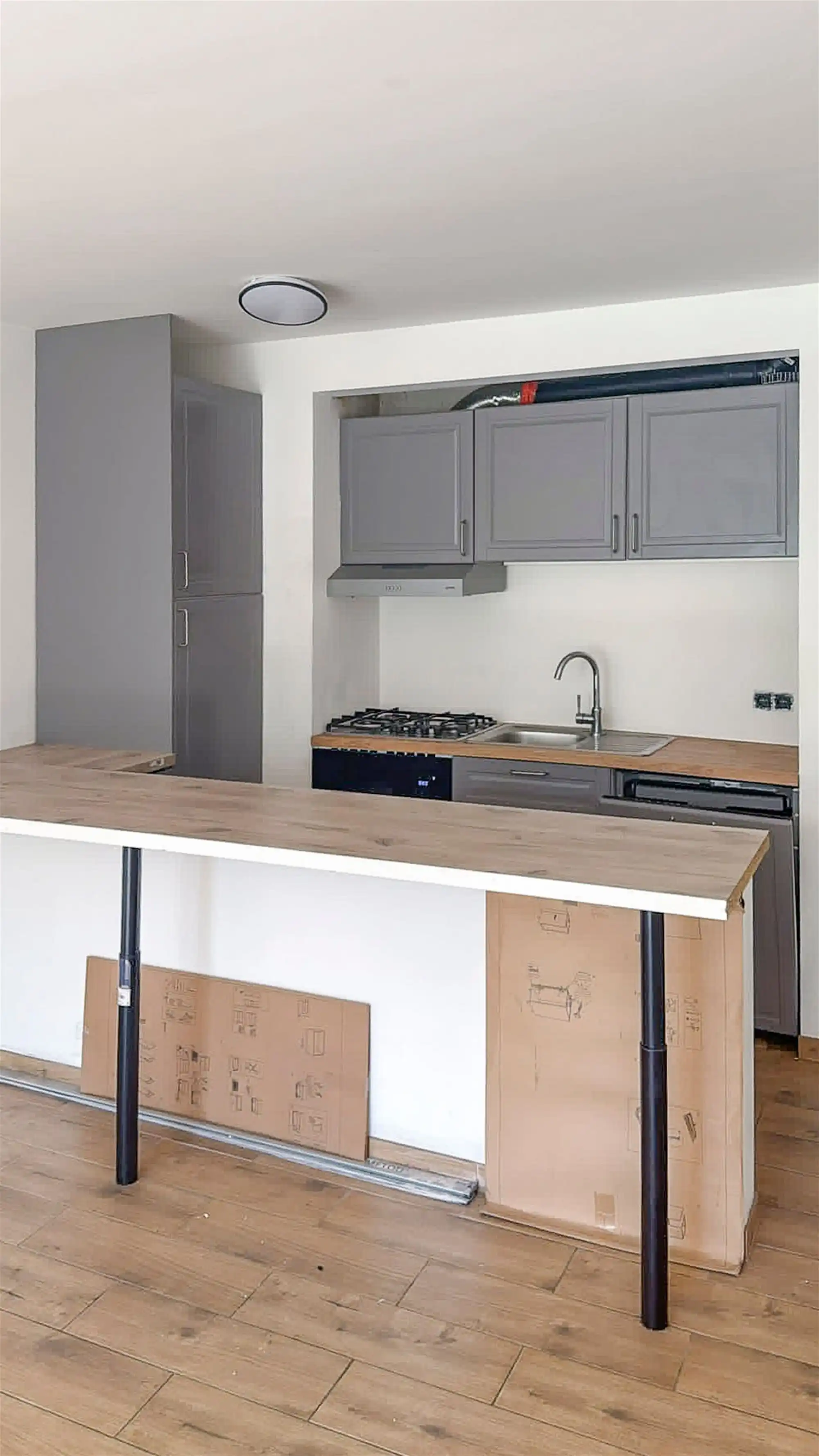 Instapklaar 2 slaapkamer appartement met gezellige tuin foto 7