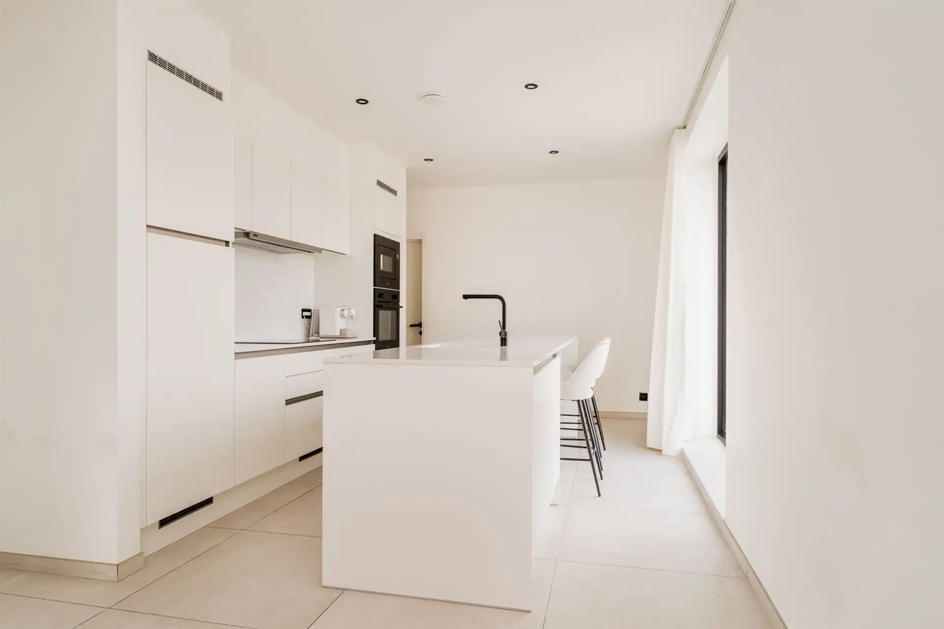 Volledig nieuwe penthouse met 3 slaapkamers foto 7