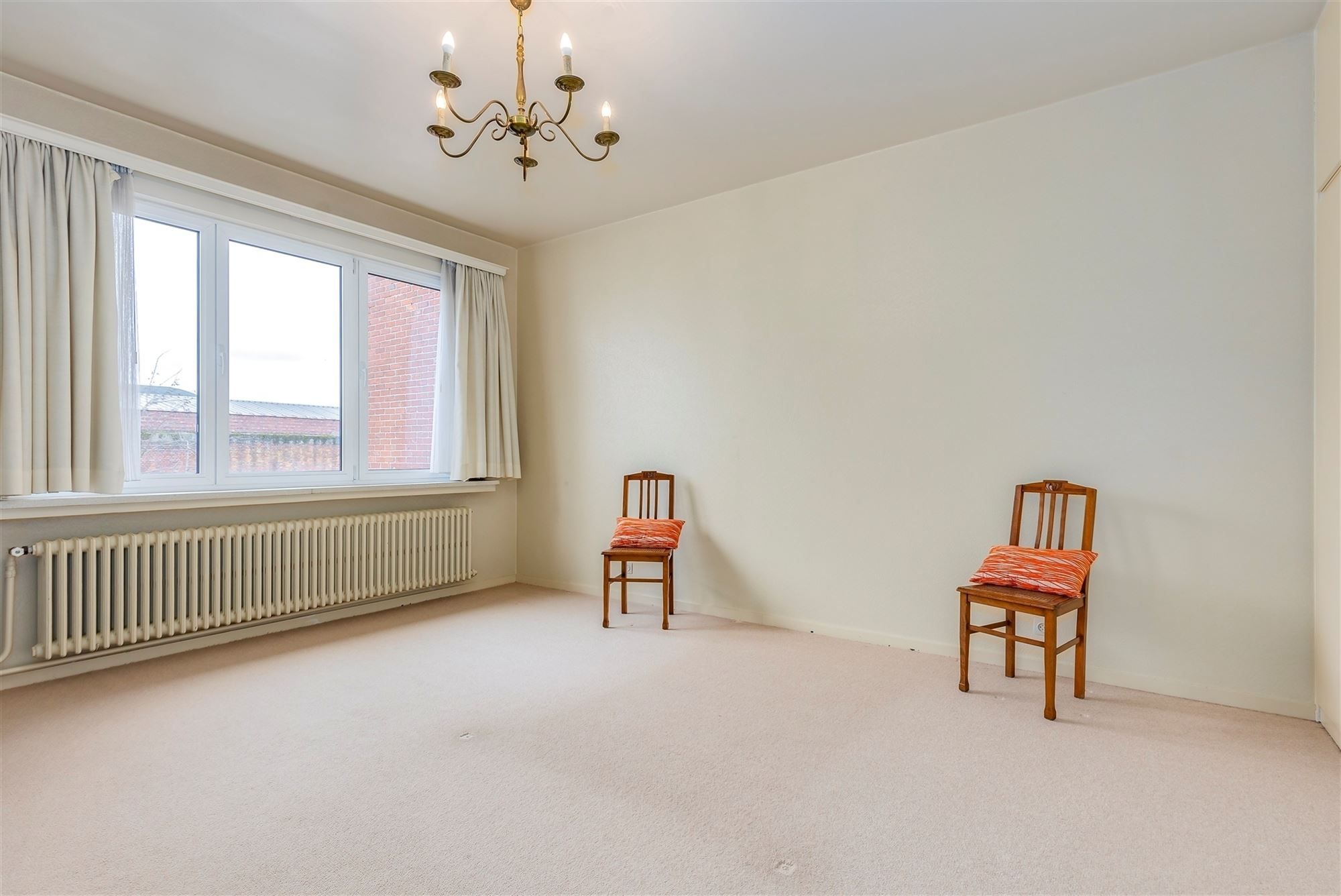 Praktijkwoning met 6 - 7 slaapkamers en gezellige tuin foto 24