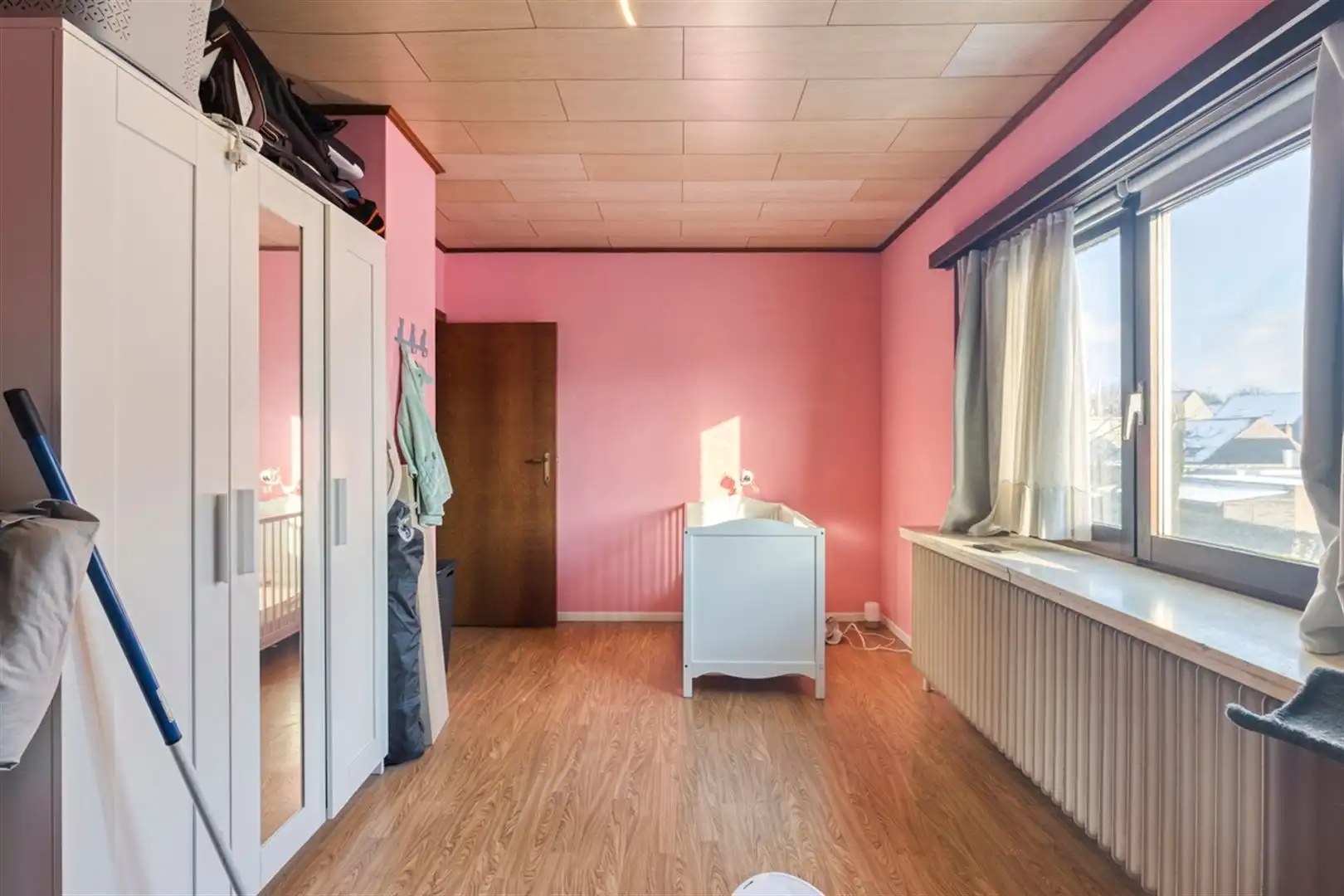 Gezellige, rustig gelegen woning op 413 m² met zonnige tuin, garage en 3 slaapkamers. foto 10