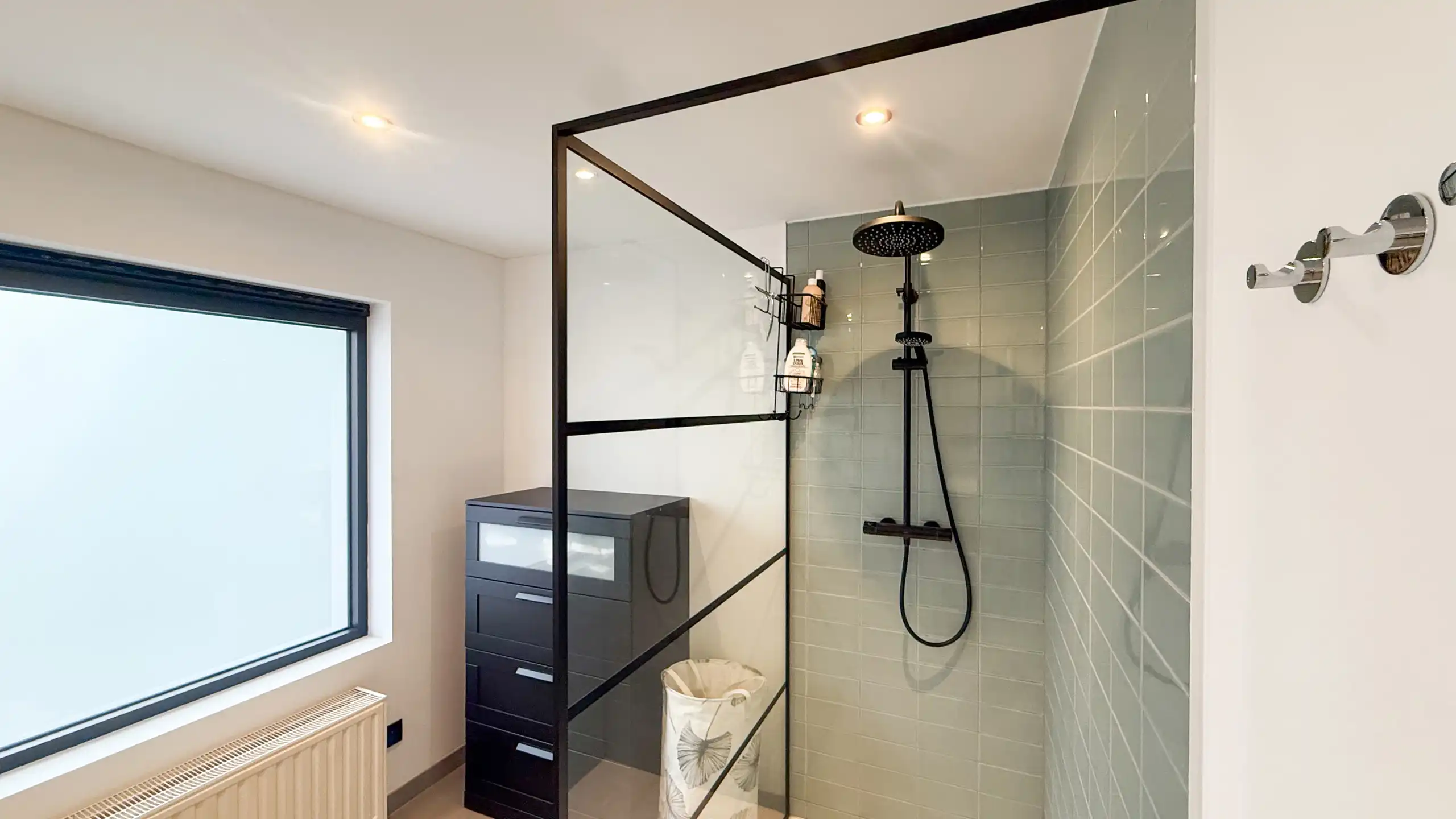 Instapklare woning met 2 slpks, ruime leefruimte en tuin! foto 19
