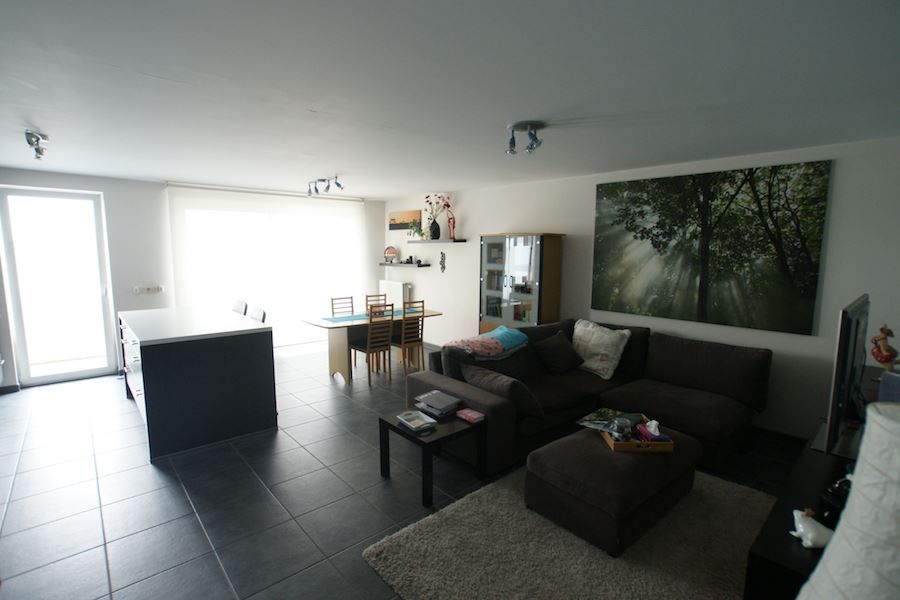 Appartement te huur foto {{pictureIndex}}