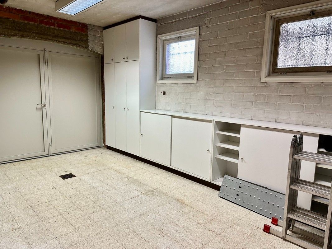 Charmant te renoveren woning op 2192m² aan de voet van het Zoerselbos. foto 19