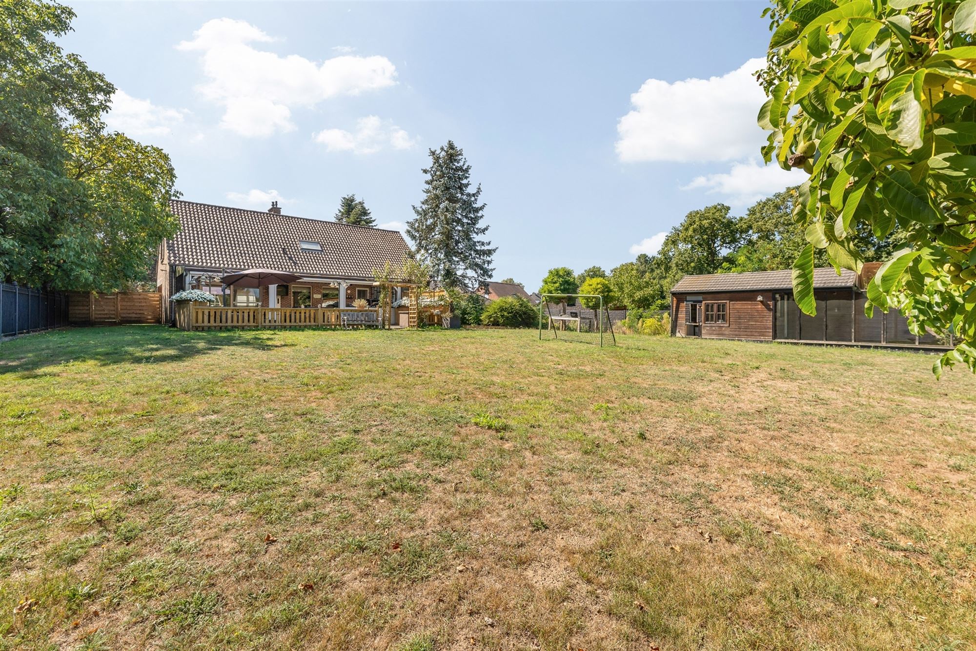 PERFECT ONDERHOUDEN WONING OP EEN PRACHTIG PERCEEL VAN 1,3 HECTARE IN KOERSEL foto 30