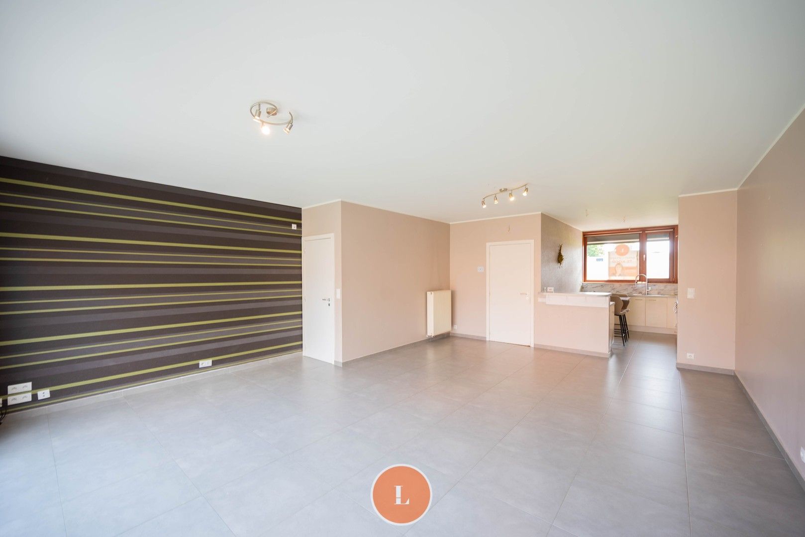 Instapklare woning met 3 slaapkamers en garage in Menen! foto 5